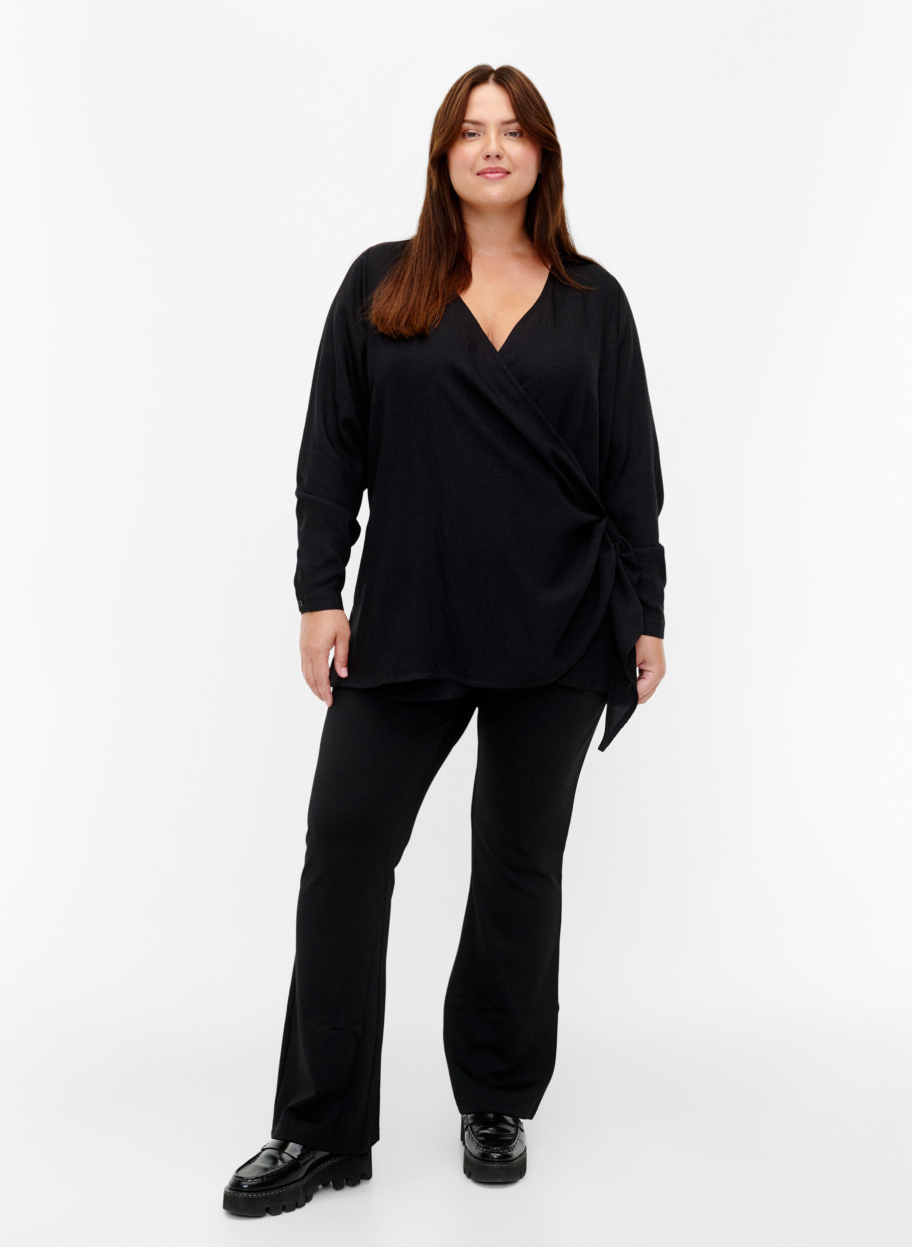 ZizziBlouse met lange mouwen in viscose met een wikkel-look, Black, Model image number 2