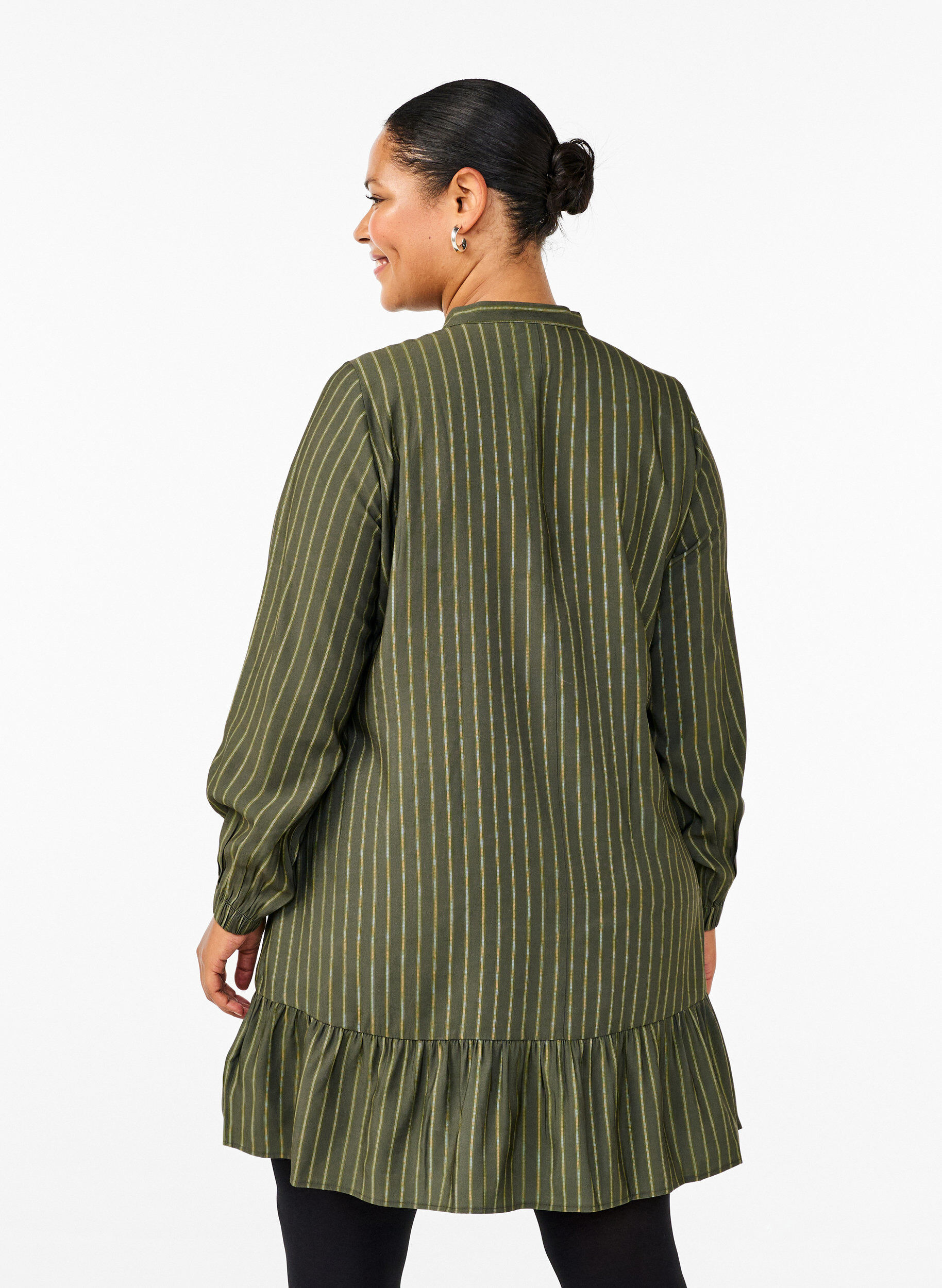 Zizzi Robe courte &agrave; rayures et jabot, Thyme Stripe AOP, Model image number 1