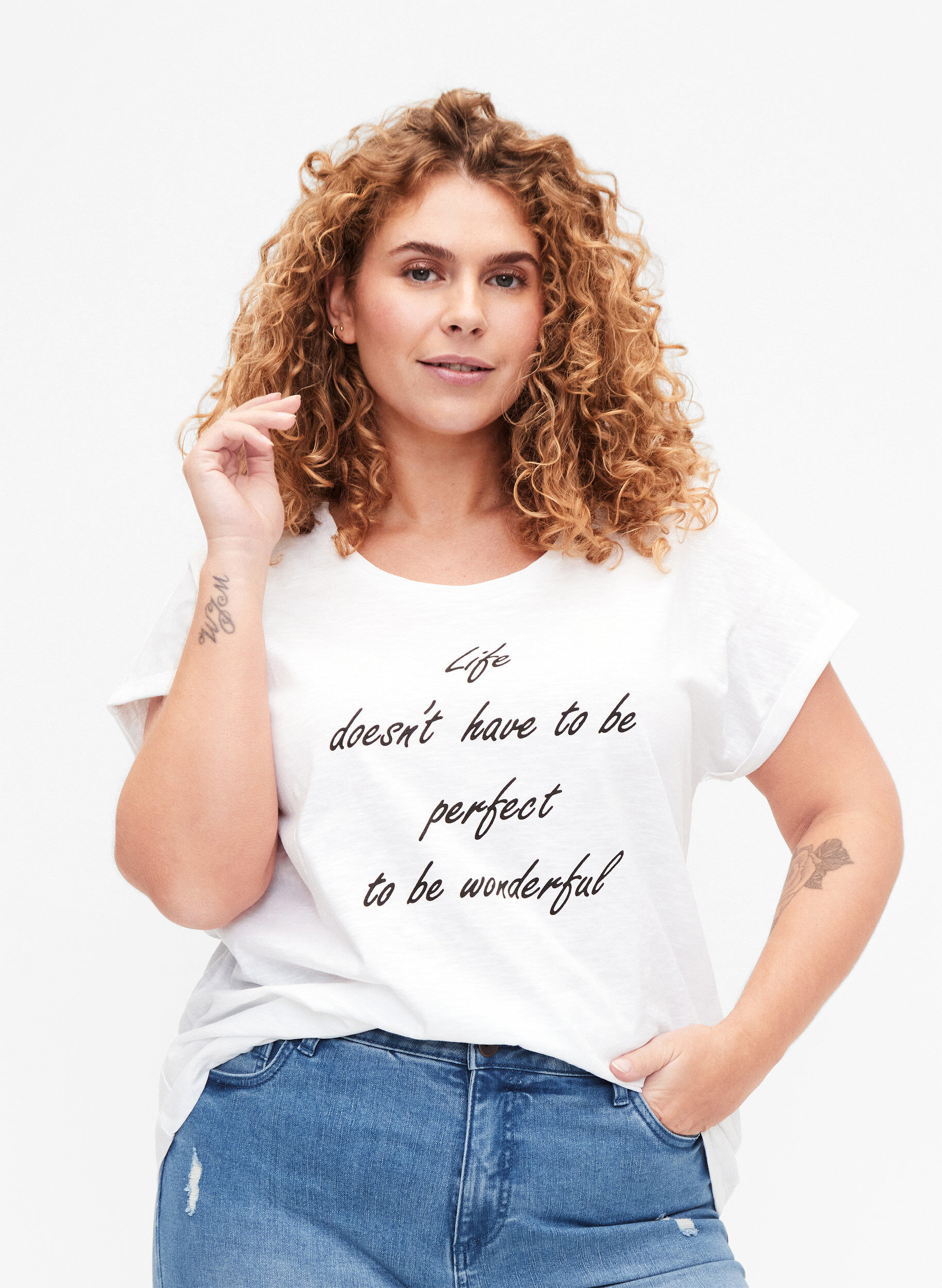 Zizzi T-shirt imprim&eacute; en coton biologique, B. White Black Print, Model image number 0