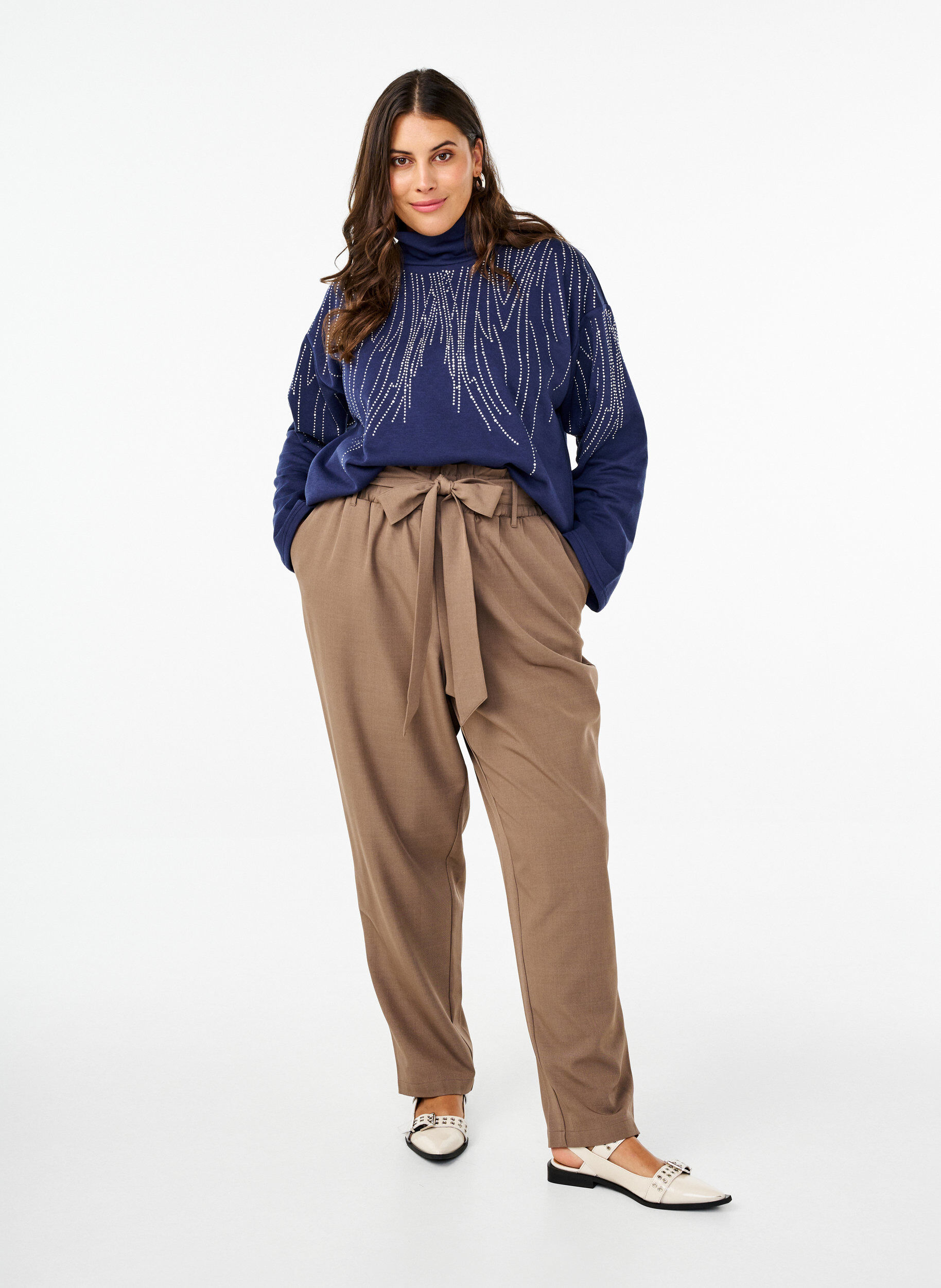 ZizziHigh-waist broek met ruches en een strikriem, Walnut Melange, Model image number 0