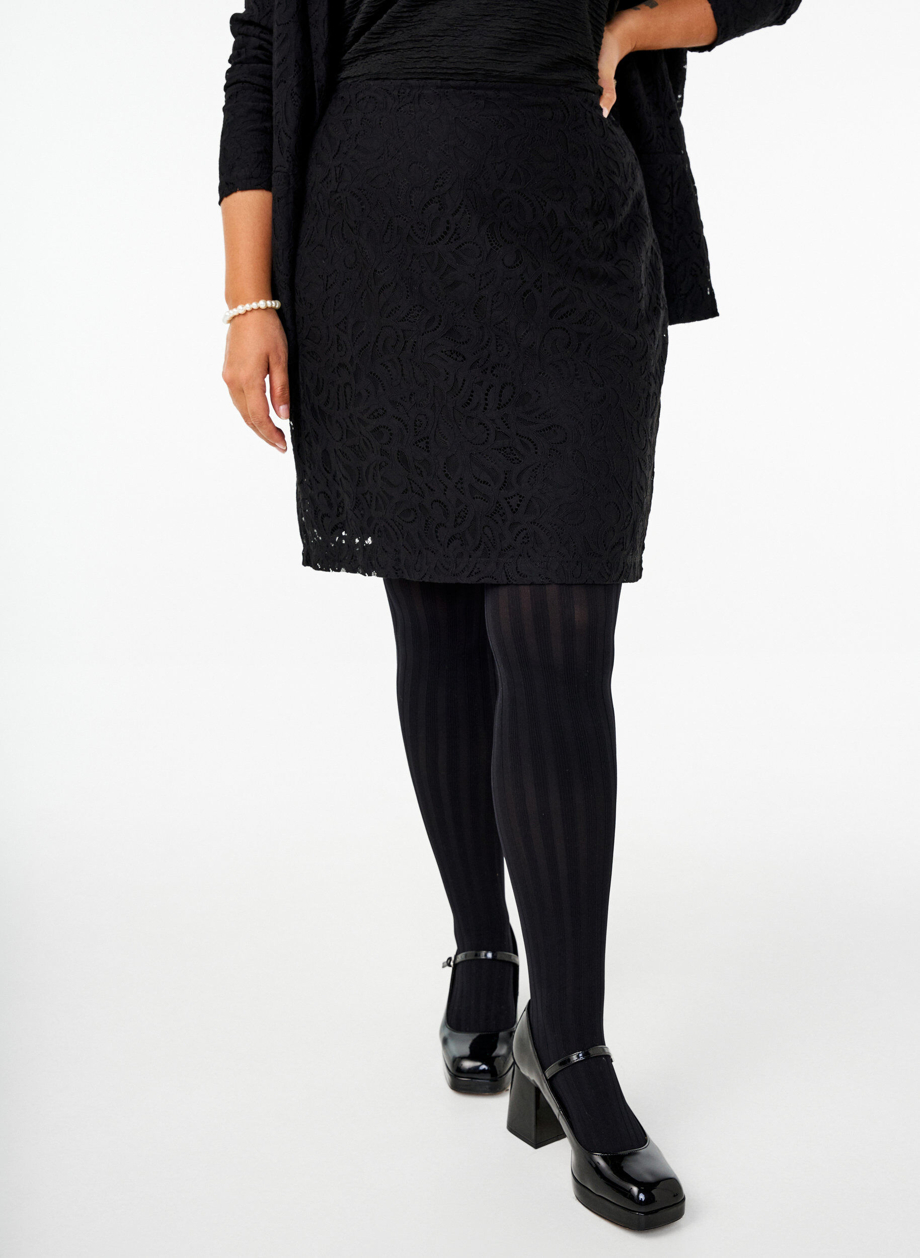 ZizziKorte kanten rok, Black, Model image number 0