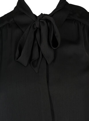 Blouse met lichte pofmouwen en striksluiting, Black, Packshot image number 2