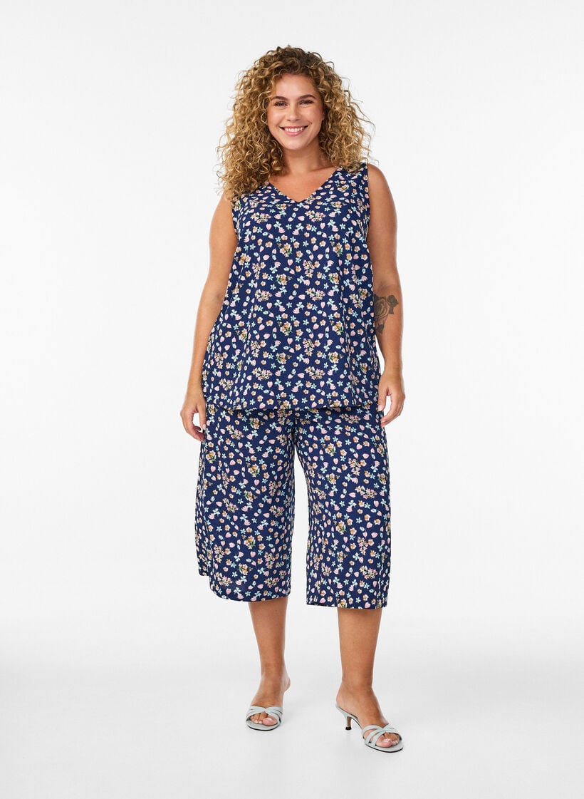 Top met print en V-hals, Blauw, Model image number 1