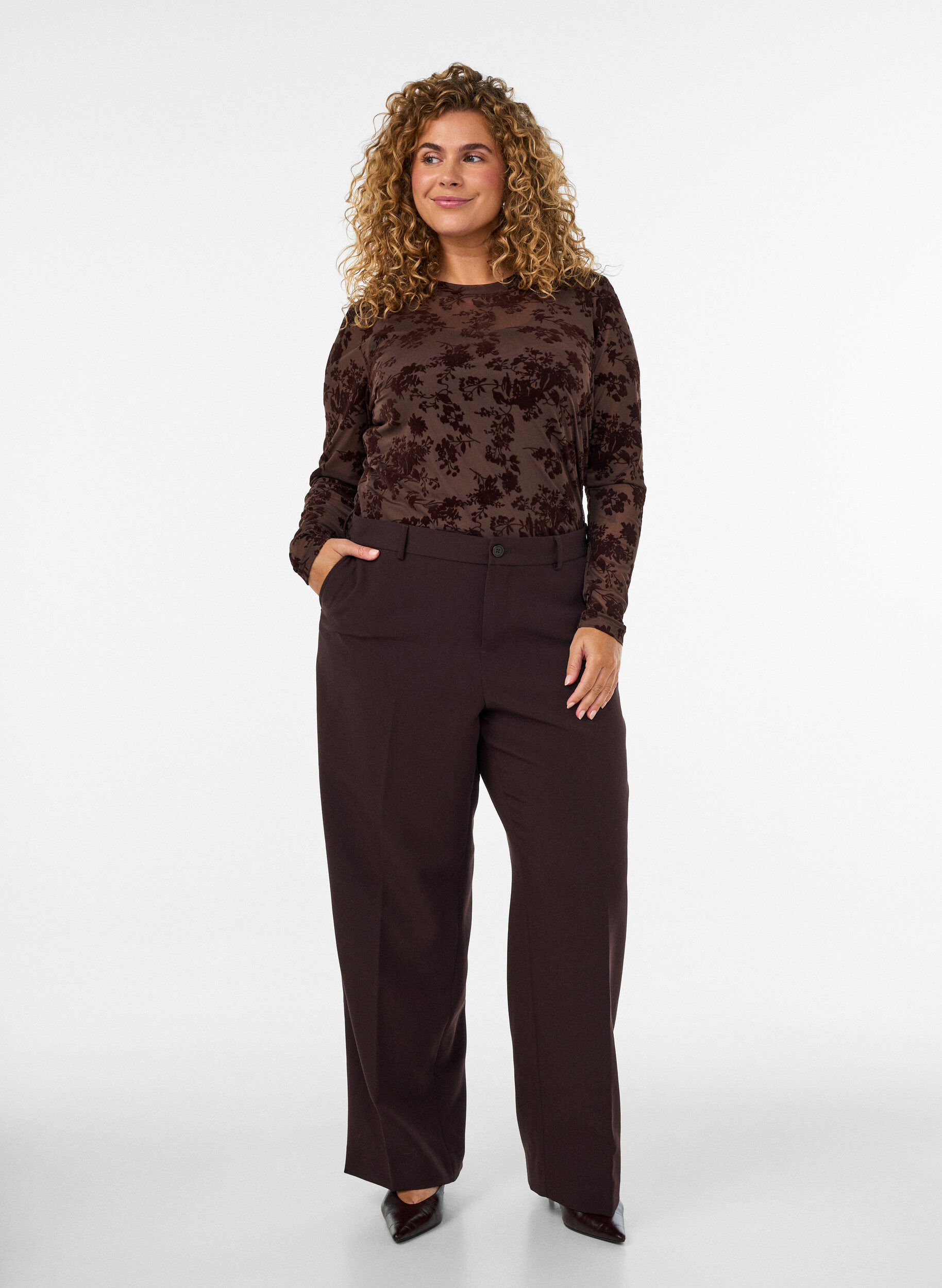 ZizziBlouse en maille avec motif floral, Marron, Model image number 1