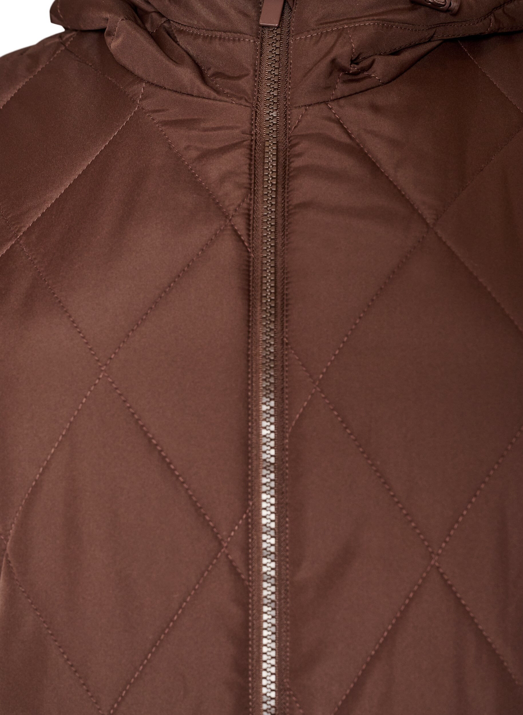 ZizziLicht gewatteerd jack met diamant-quilt, Bruin, Packshot image number 2
