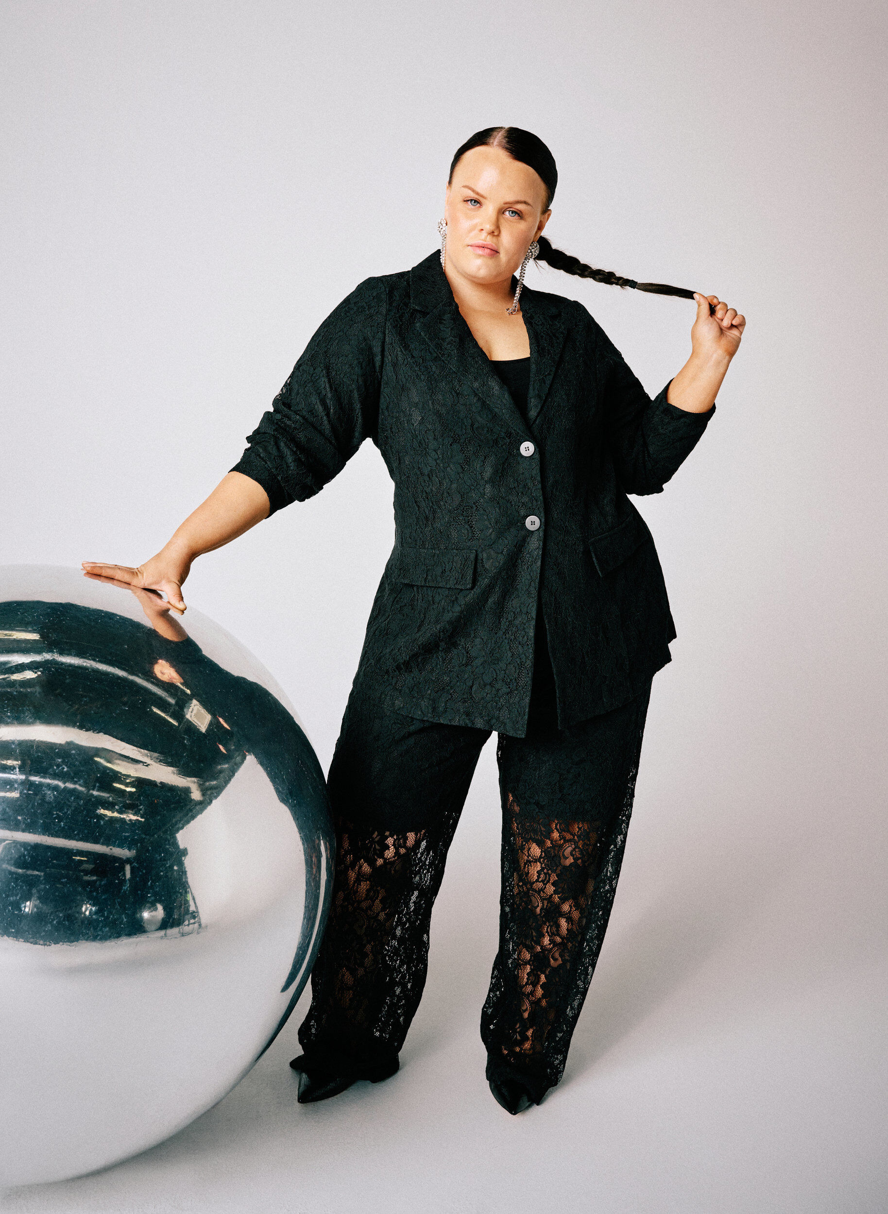 Zizzi Blazer en dentelle avec fermeture &agrave; boutons, Noir, Image image number 0