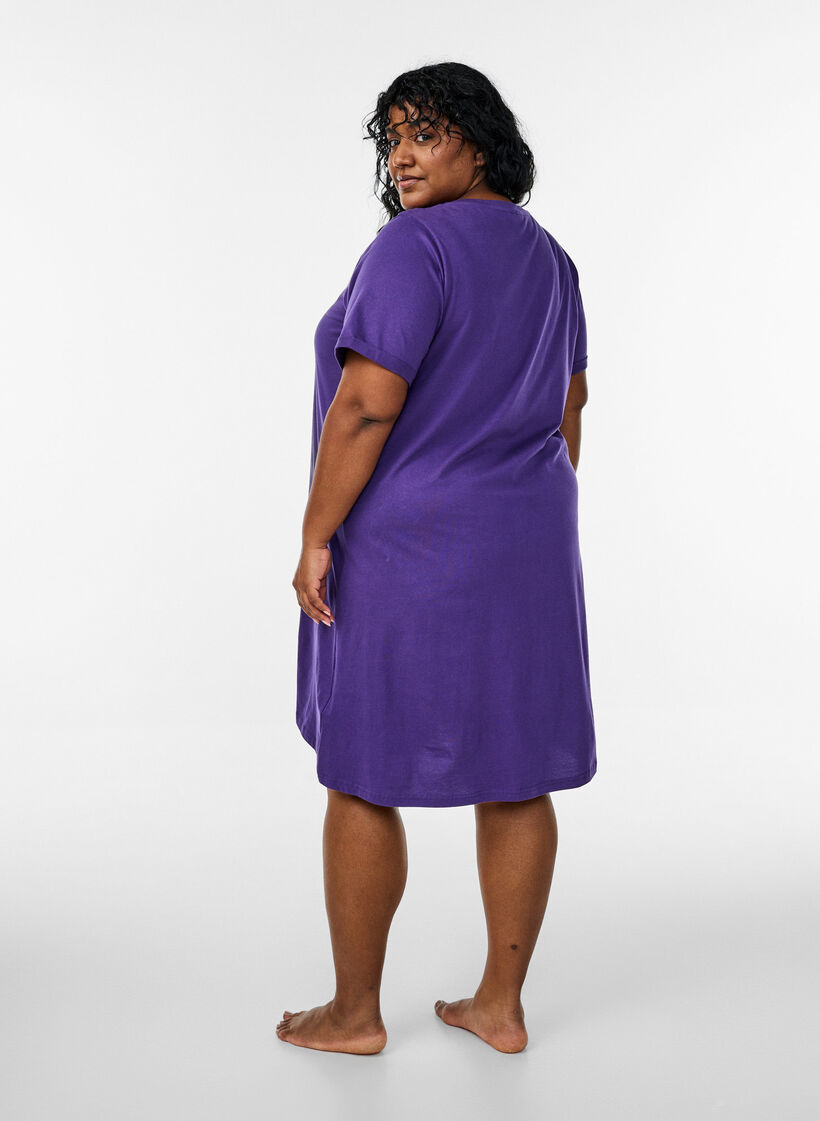 Chemise de nuit &agrave; manches courtes en coton biologique, Violet, Model image number 2