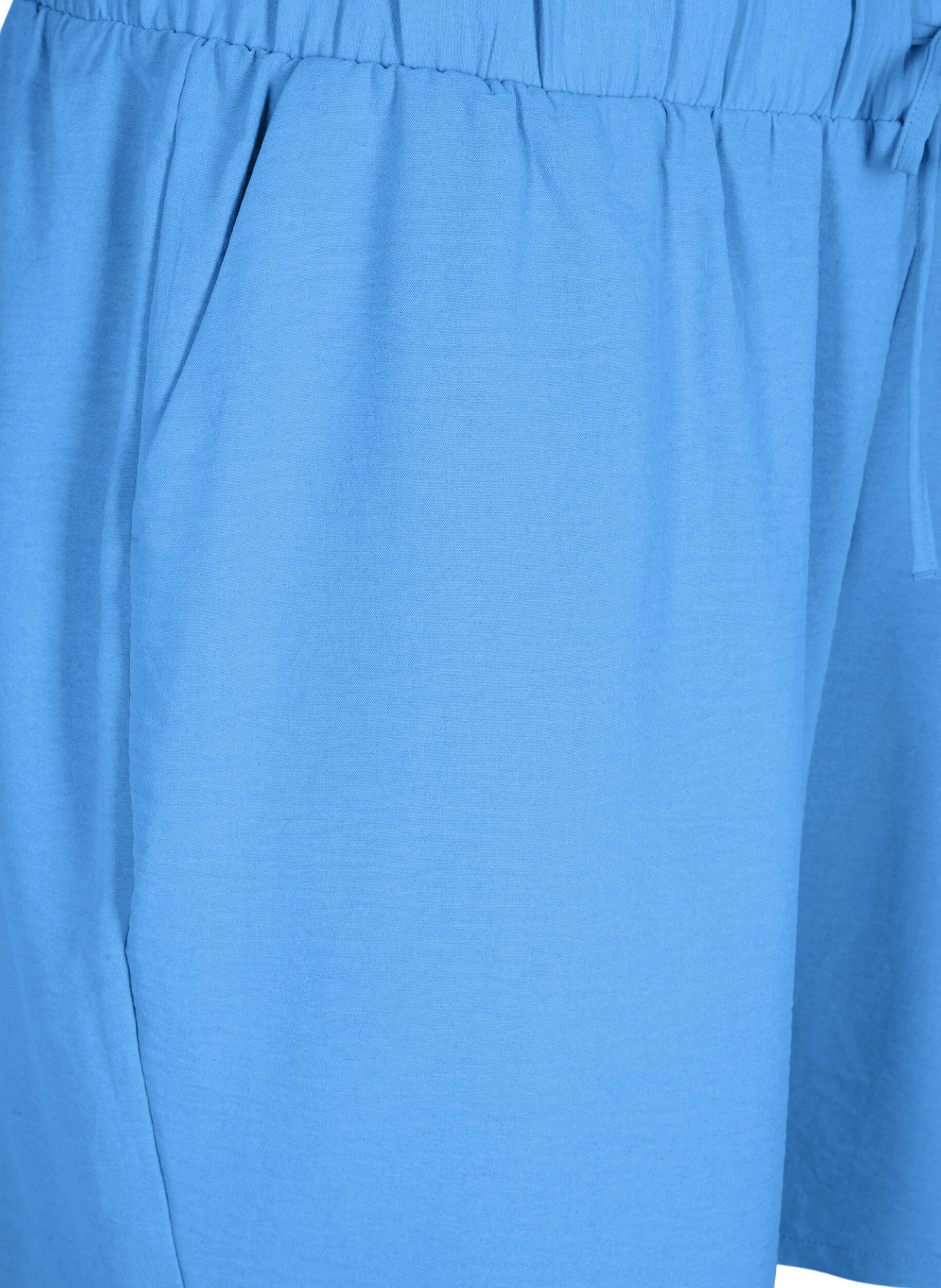 Zizzi Short avec poches et ceinture &eacute;lastique, Bleu, Packshot image number 2