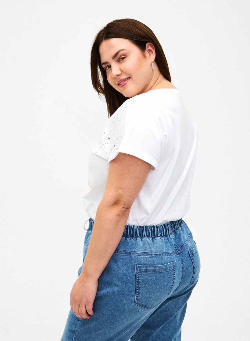 T-shirt en coton biologique avec broderie anglaise, Bright White, Model image number 1