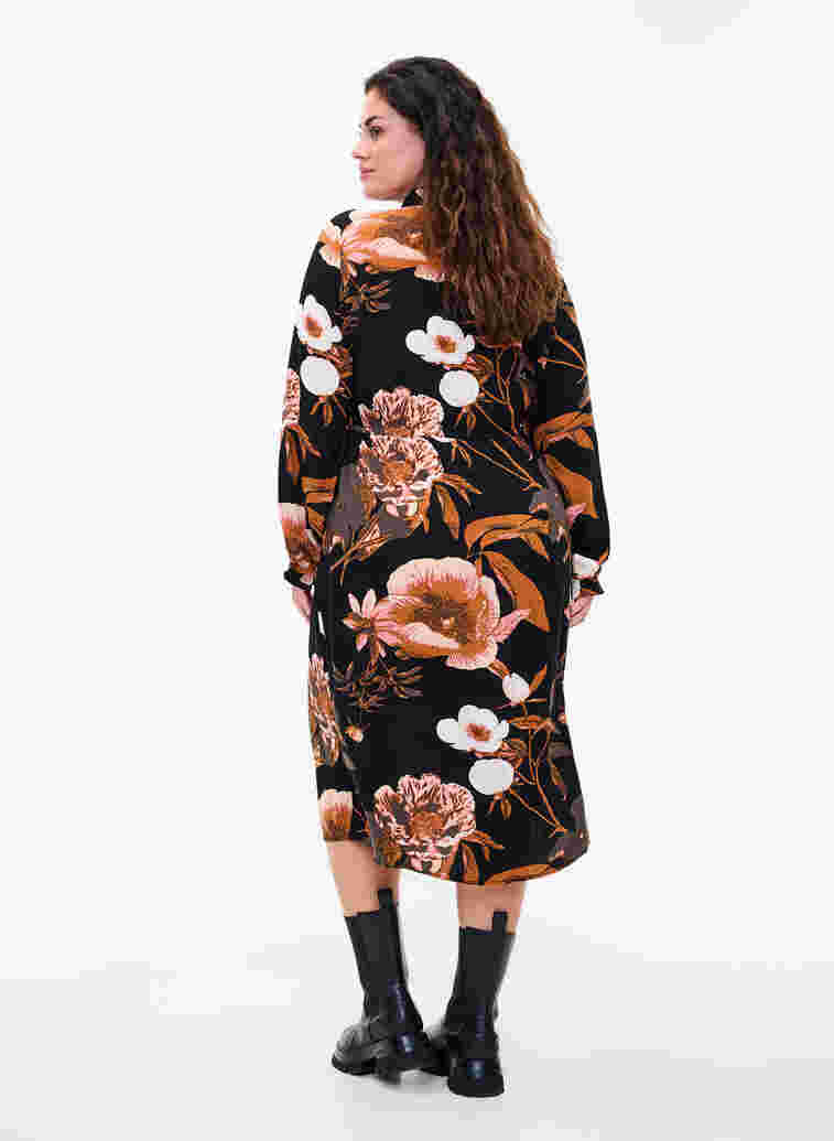 Robe en viscose à fleurs et dentelle, Black Flower AOP, Model