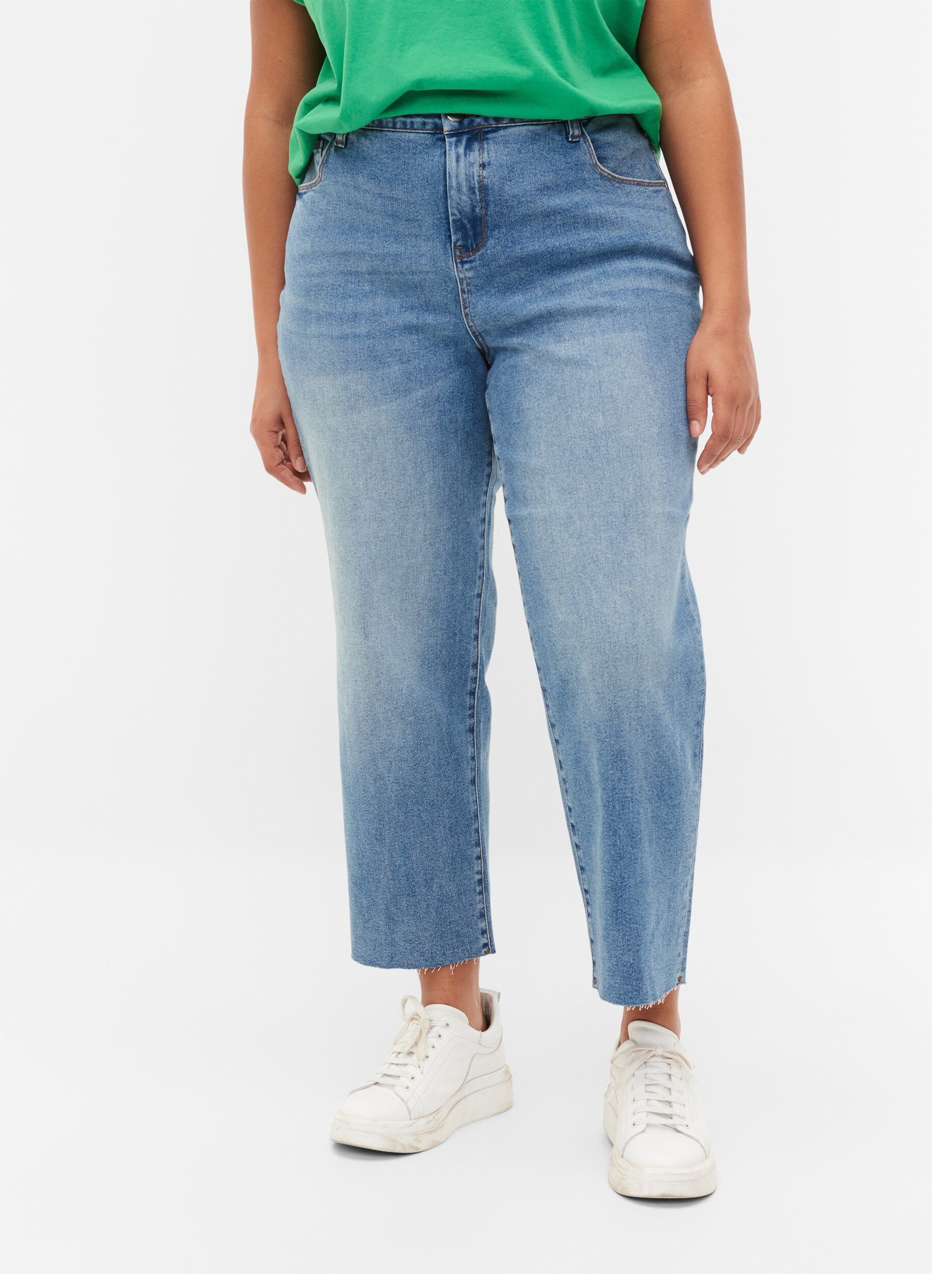 Zizzi7/8 jeans met ruwe randjes en hoge taille, Blauw, Model image number 3