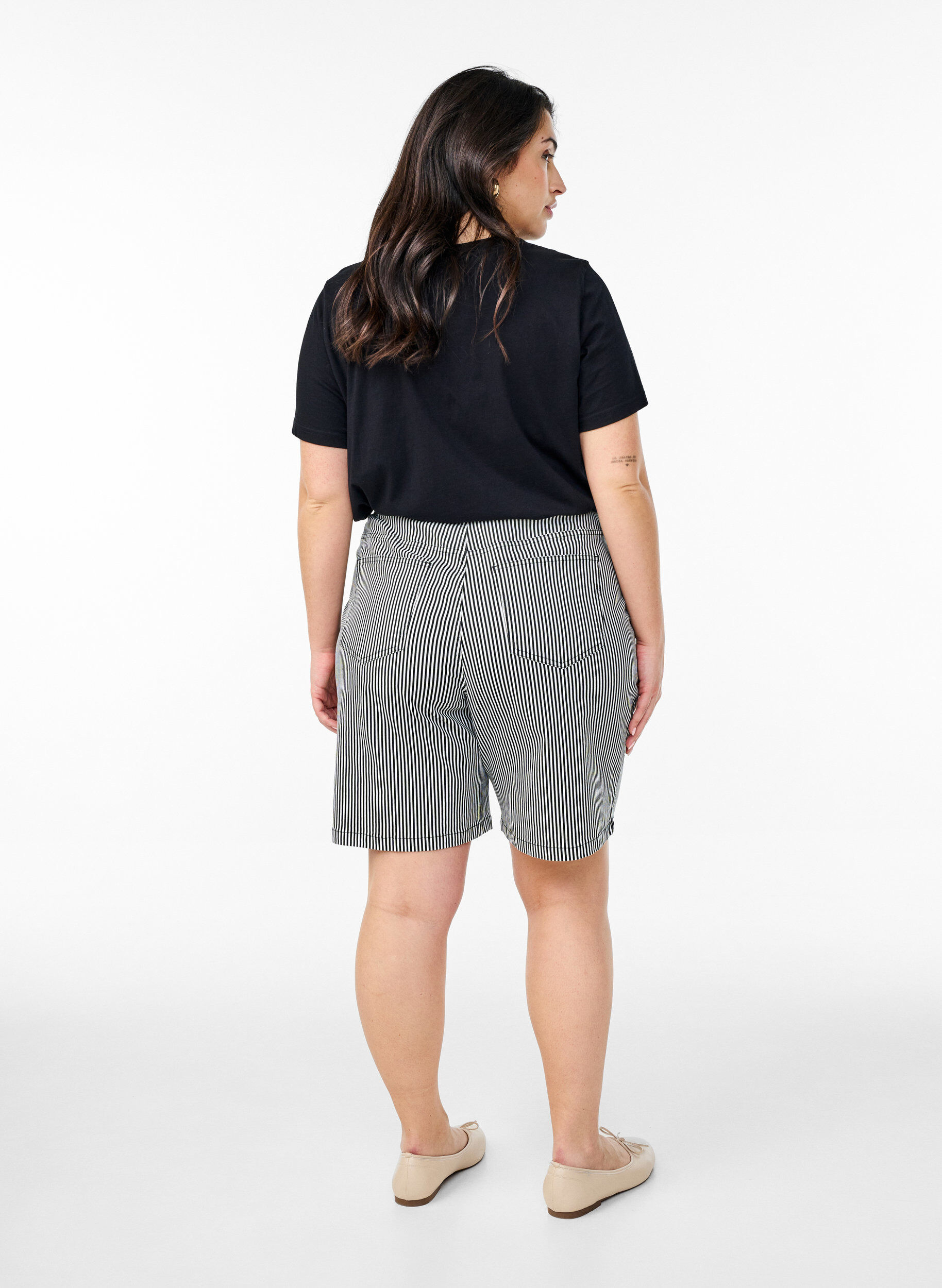 ZizziGestreepte bermudashorts met hoge taille, Zwart, Model image number 2