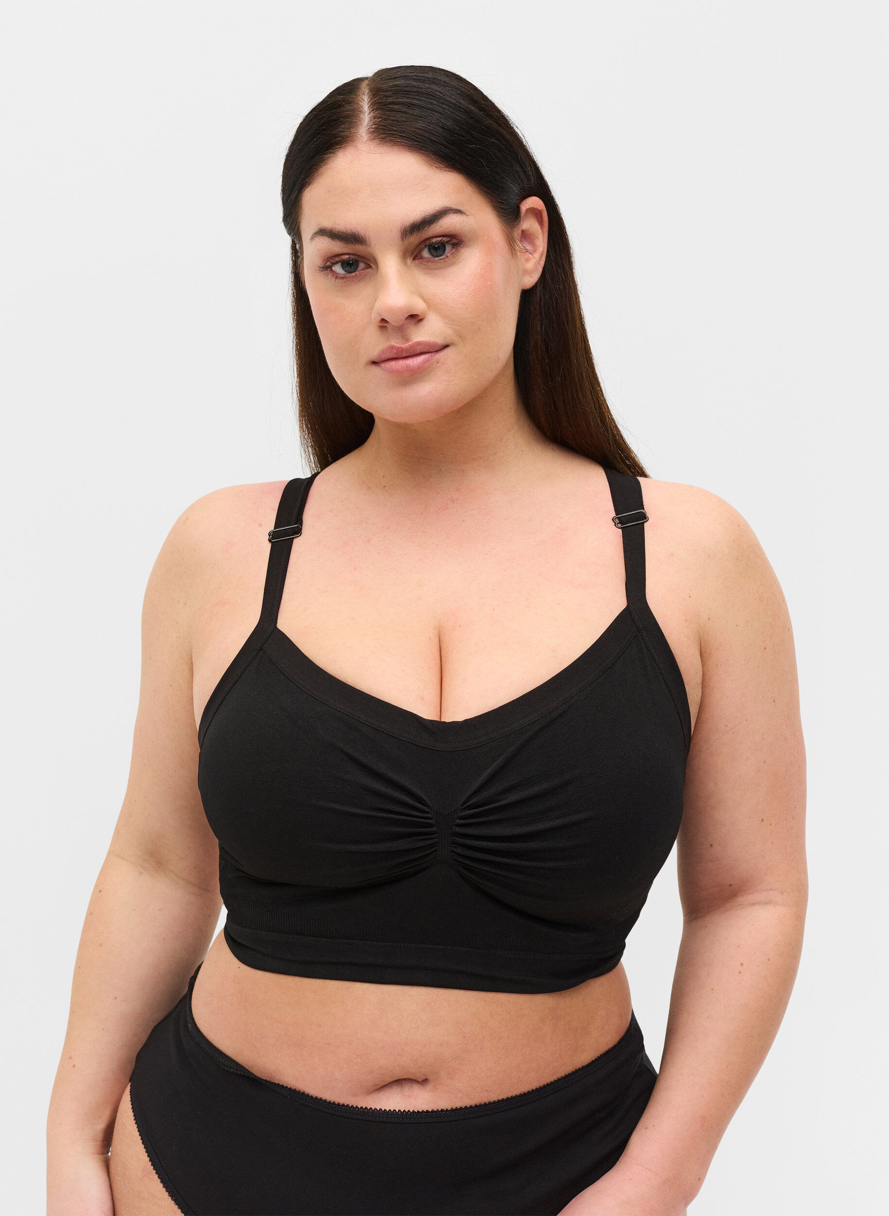 Zizzi Soutien-gorge souple avec dos en dentelle, Black, Model image number 0
