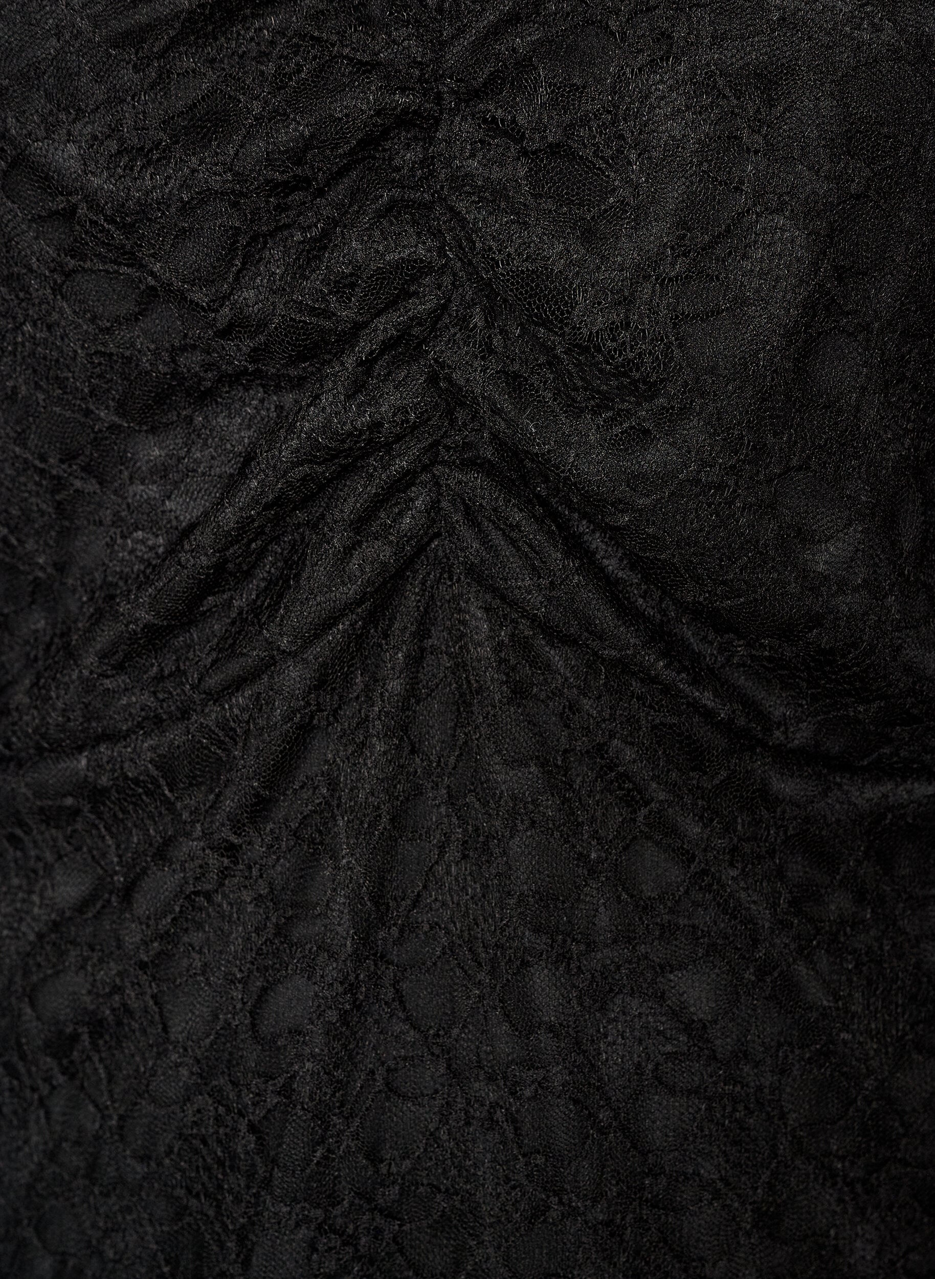 ZizziRobe en dentelle avec manches trompette et coupe &eacute;vas&eacute;e, Noir, Packshot image number 2