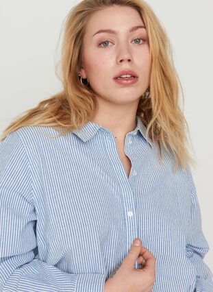 Chemise à manches longues en coton, Blue Striped, Model image number 2