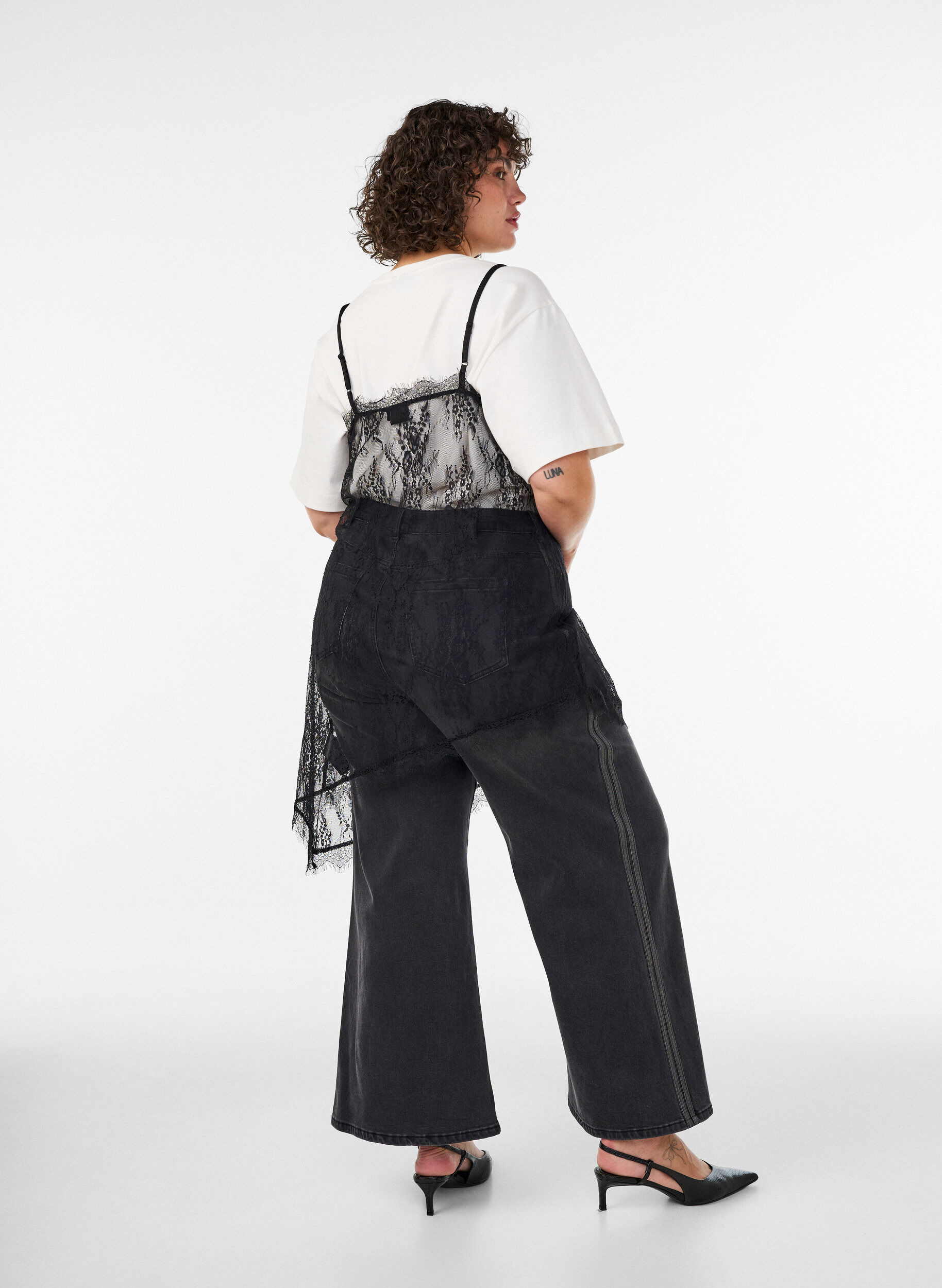 ZizziKanten jurk met asymmetrische snit, Zwart, Model image number 2