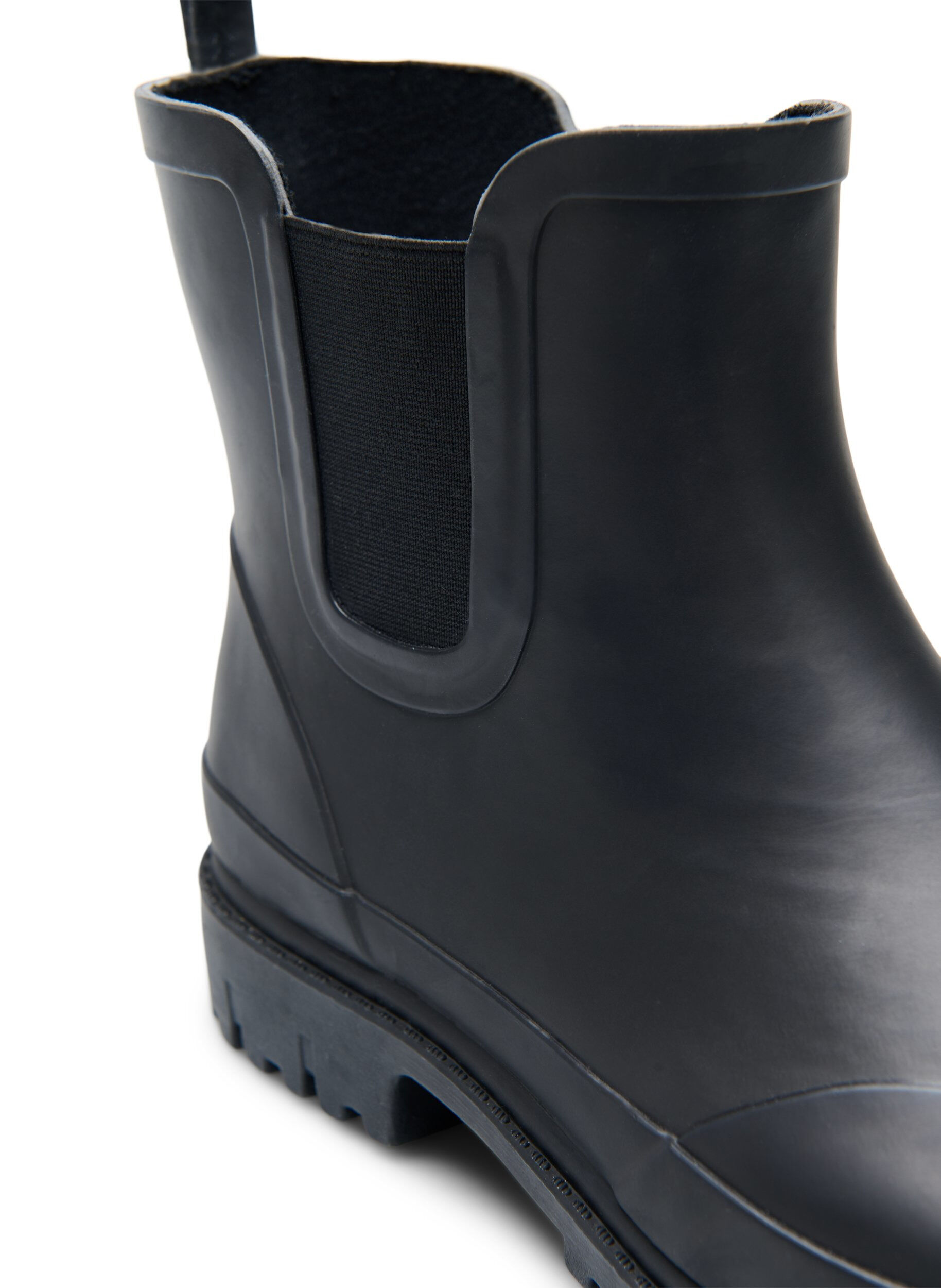 Zizzi Bottes en caoutchouc &agrave; largeur courte et ajust&eacute;e, Black, Packshot image number 3