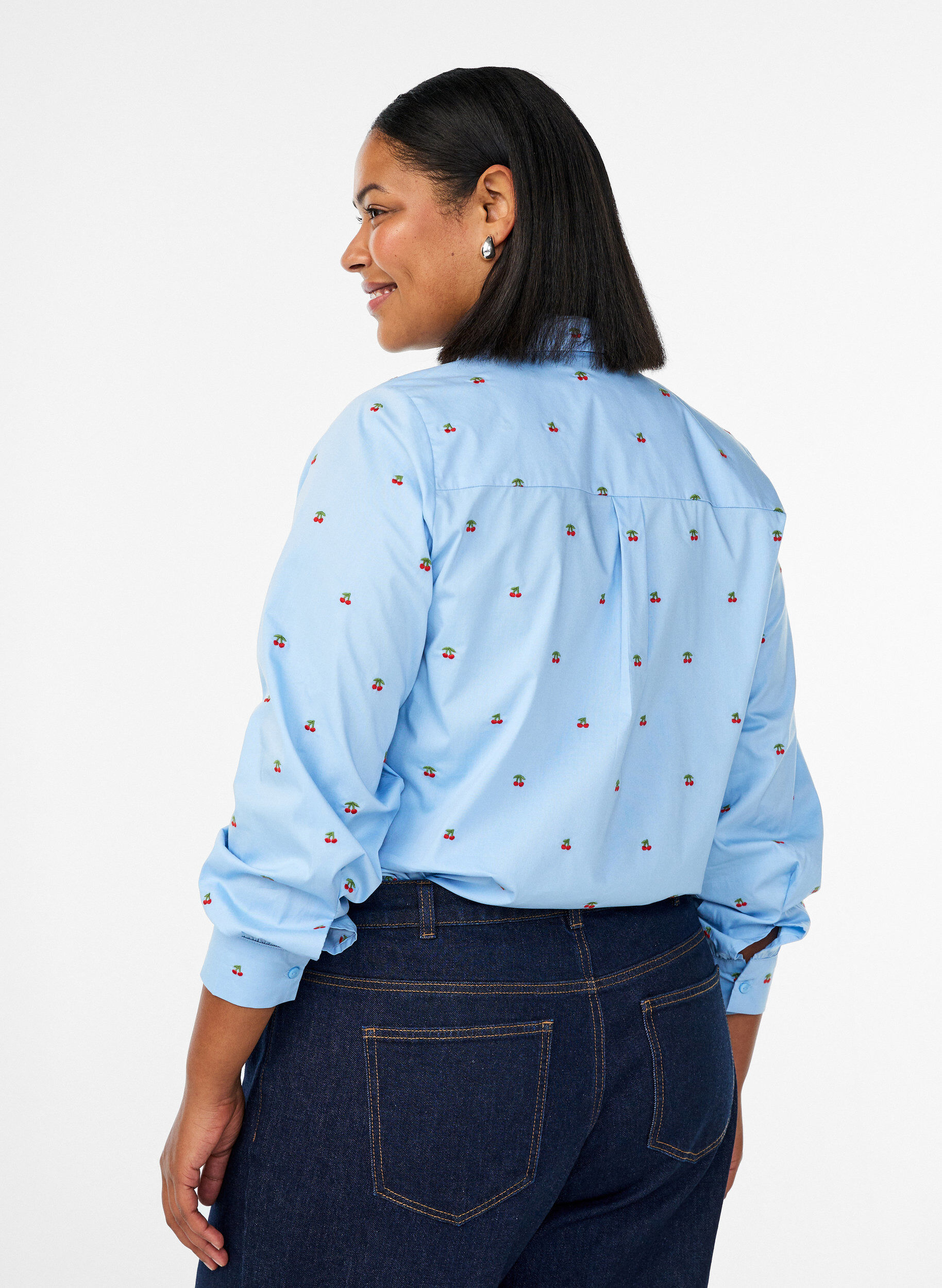 ZizziOverhemdbluse met geborduurde kersjes, Blauw, Model image number 2