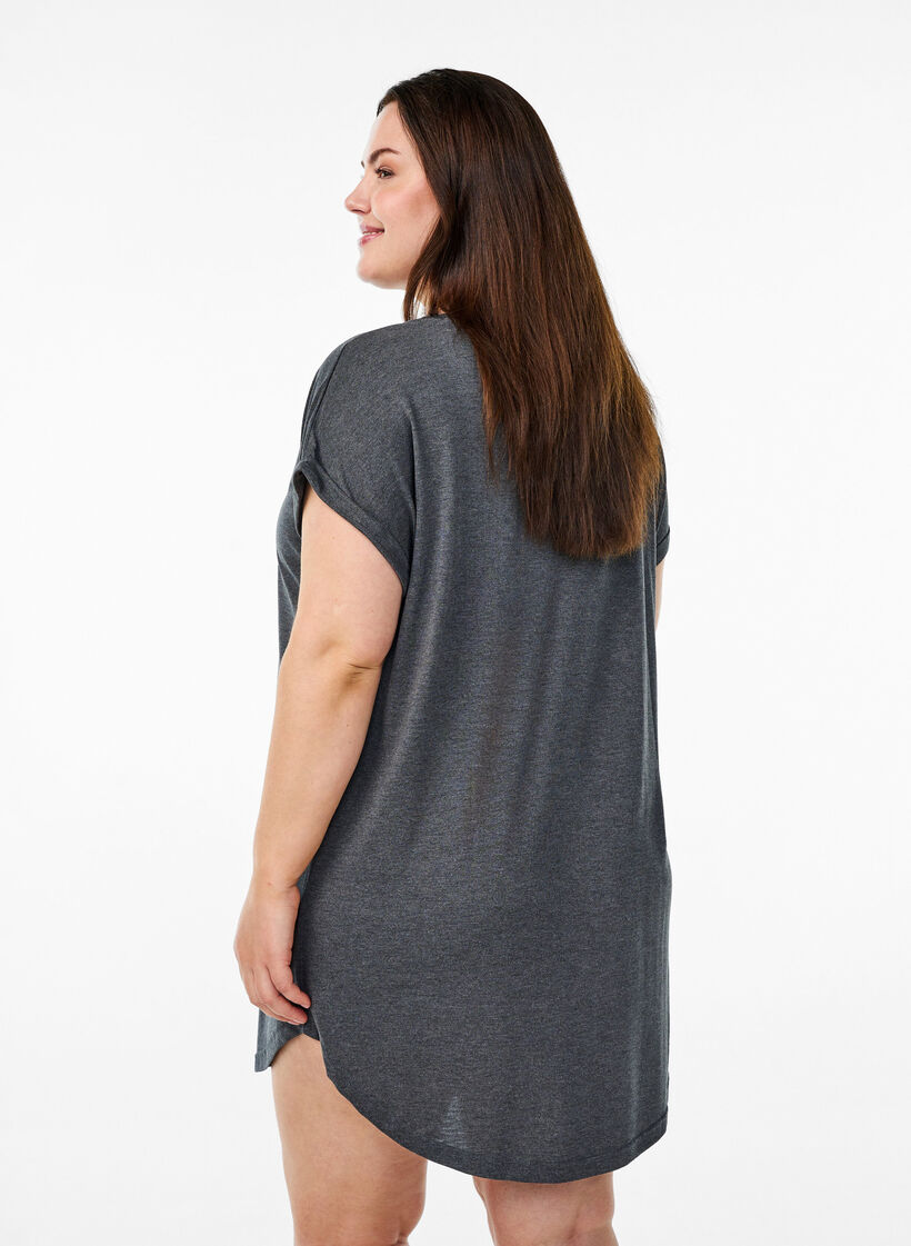 Chemise de nuit &agrave; manches courtes avec imprim&eacute; de texte, Noir, Model image number 2