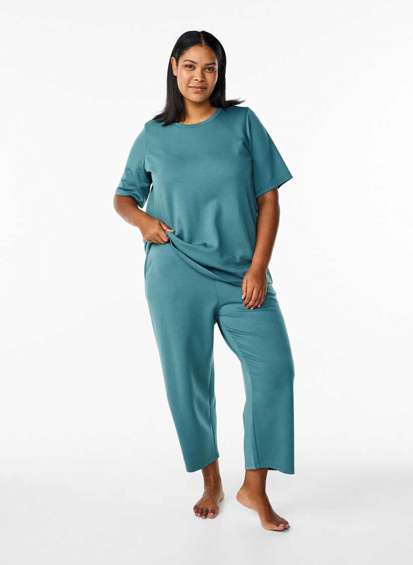 7/8-broek van modalmix met zakken, Groen, Model image number 0