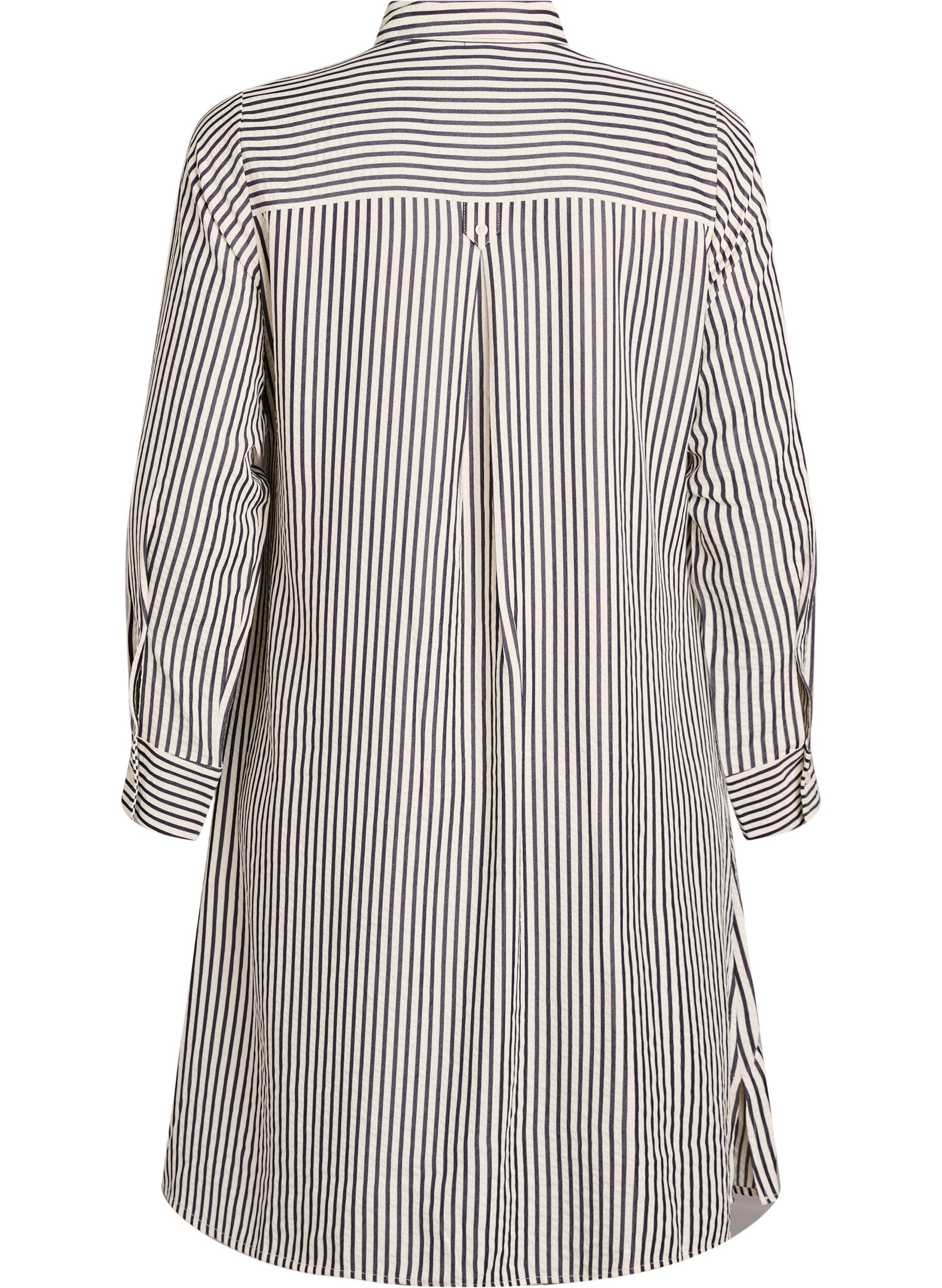 Zizzi Chemise longue &agrave; rayures avec d&eacute;tail bouton au dos, Noir, Packshot image number 1