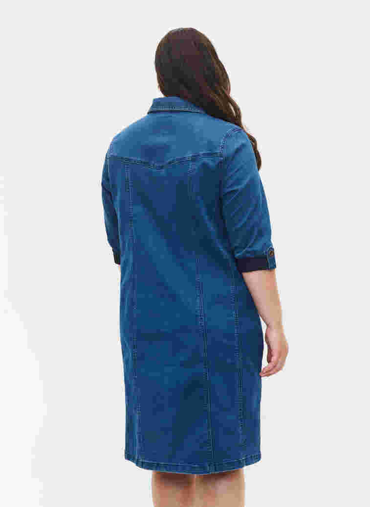 Robe chemise denim à manches 3/4, Blue denim, Model