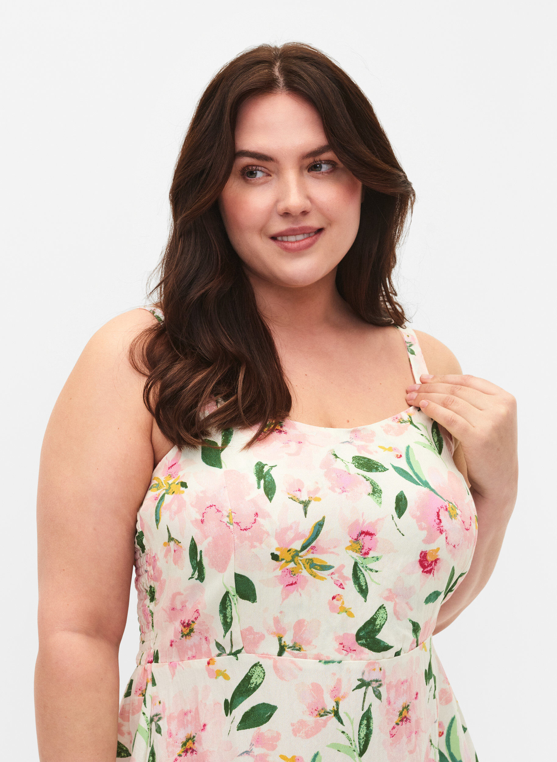 ZizziGebloemde viscose strappy jurk met smock, Off White Flower, Model image number 2