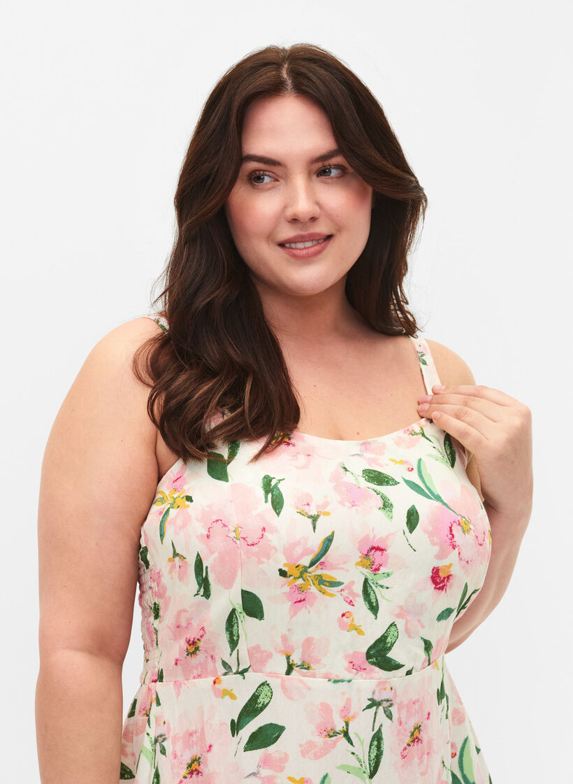Gebloemde viscose strappy jurk met smock, Off White Flower, Model image number 2
