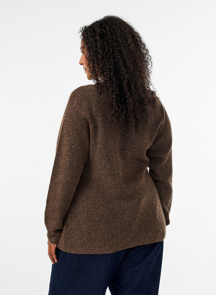 Gebreid vest met asymmetrische sluiting, Bruin, Model image number 2