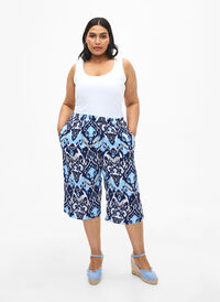 Viscose culotte broek met print, Blue Ethnic AOP, Model