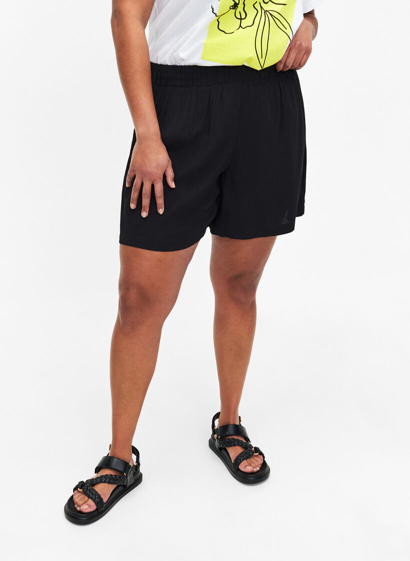Losse shorts van viscose, Black, Model image number 2