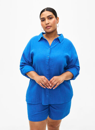 Short en mousseline de coton avec poches, Victoria blue, Model image number 0