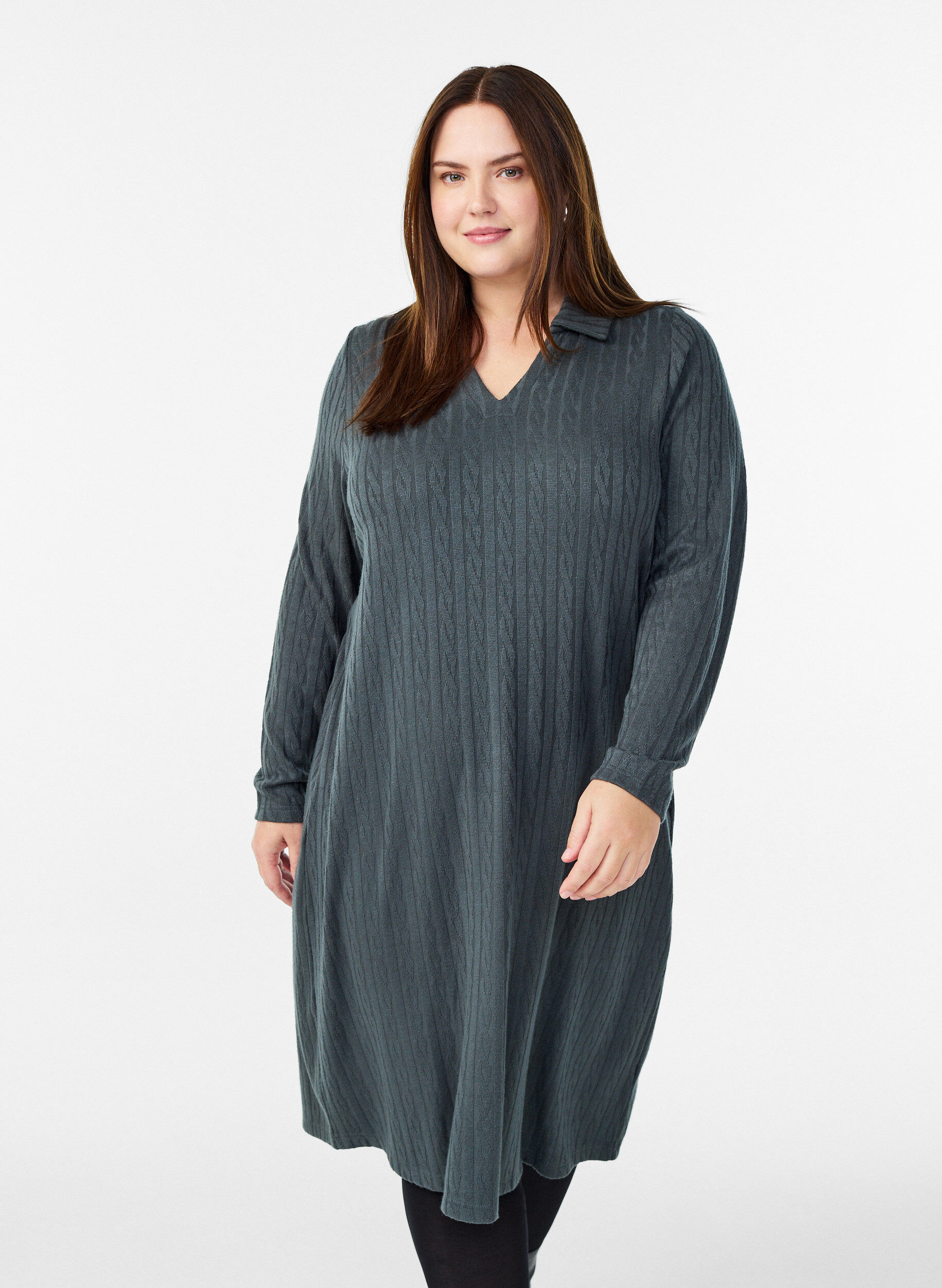 Jurk met kabelstructuur en V-hals, Groen, Model