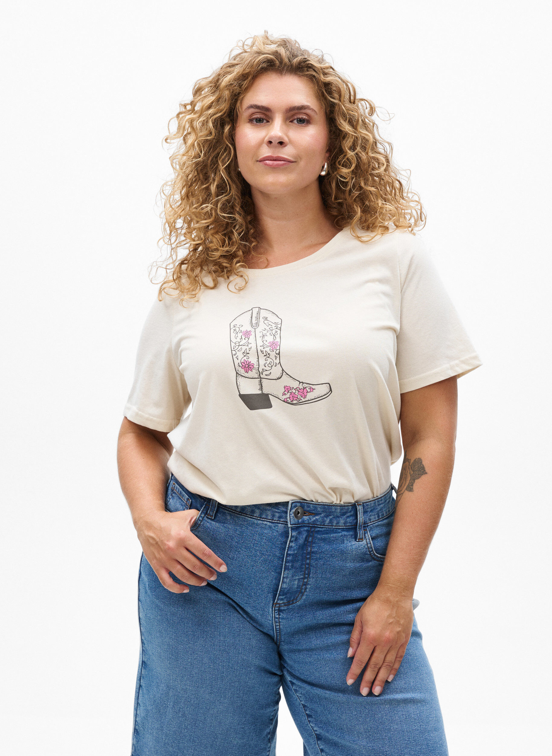 FLASH - T-shirt met print, Beige, Model