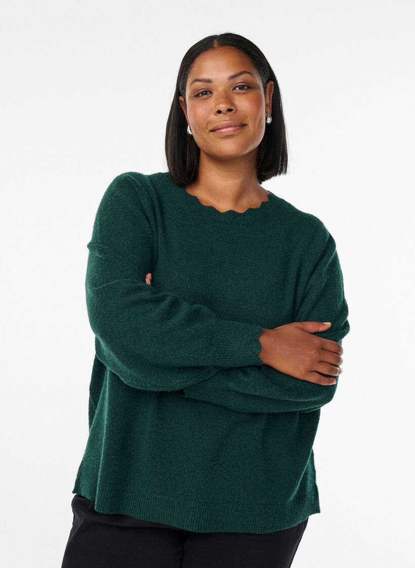 Blouse en maille à bords ondulés, Vert foncé, Model image number 0