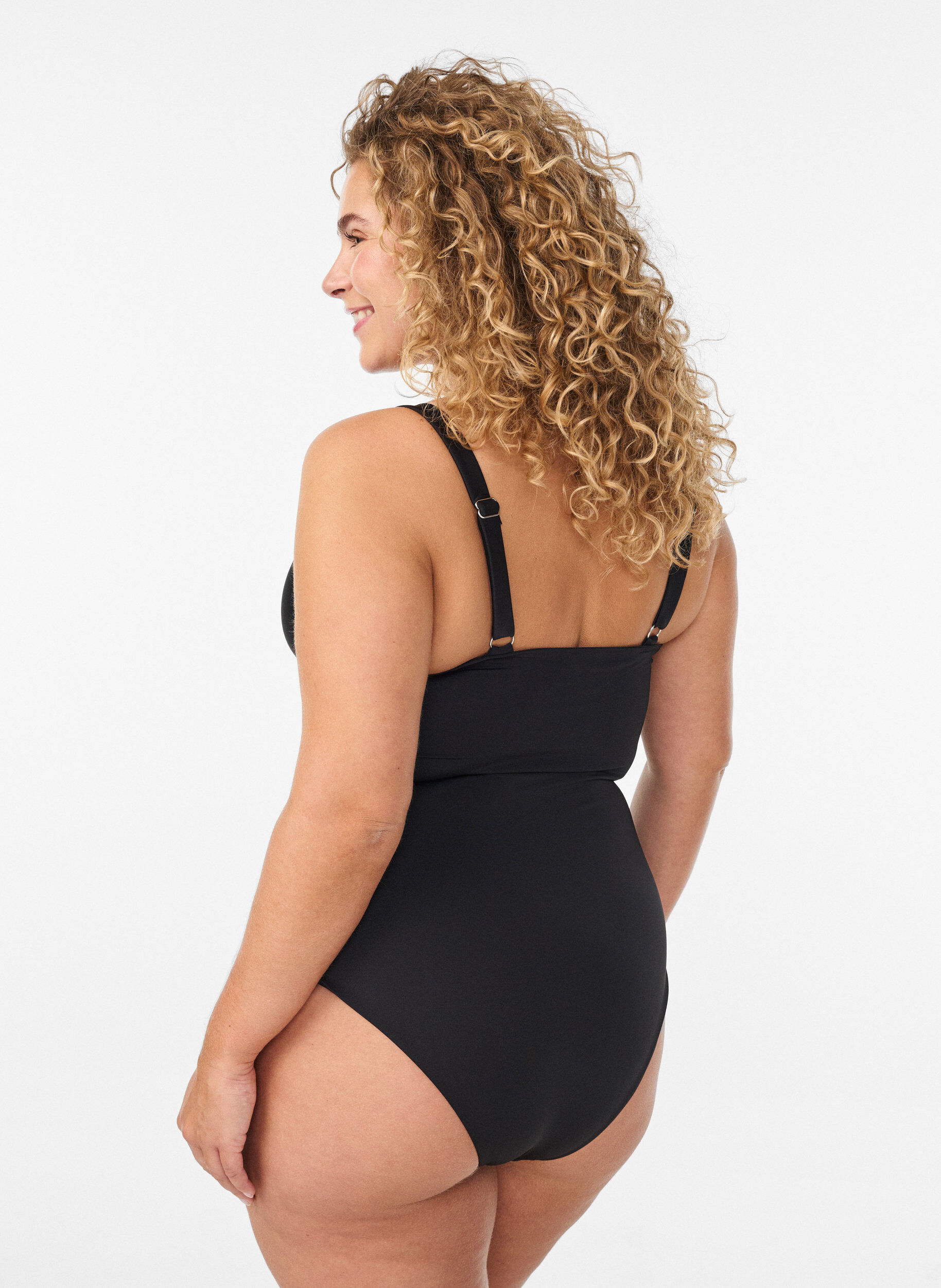 Zizzi Maillot de bain avec d&eacute;collet&eacute; en V et d&eacute;tails en maille, Noir, Model image number 1