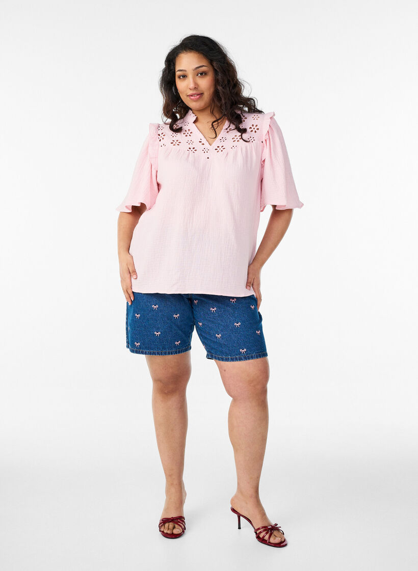Blouse in katoen mousseline met broderie anglaise en 1/2 mouwen, Roze, Model image number 1