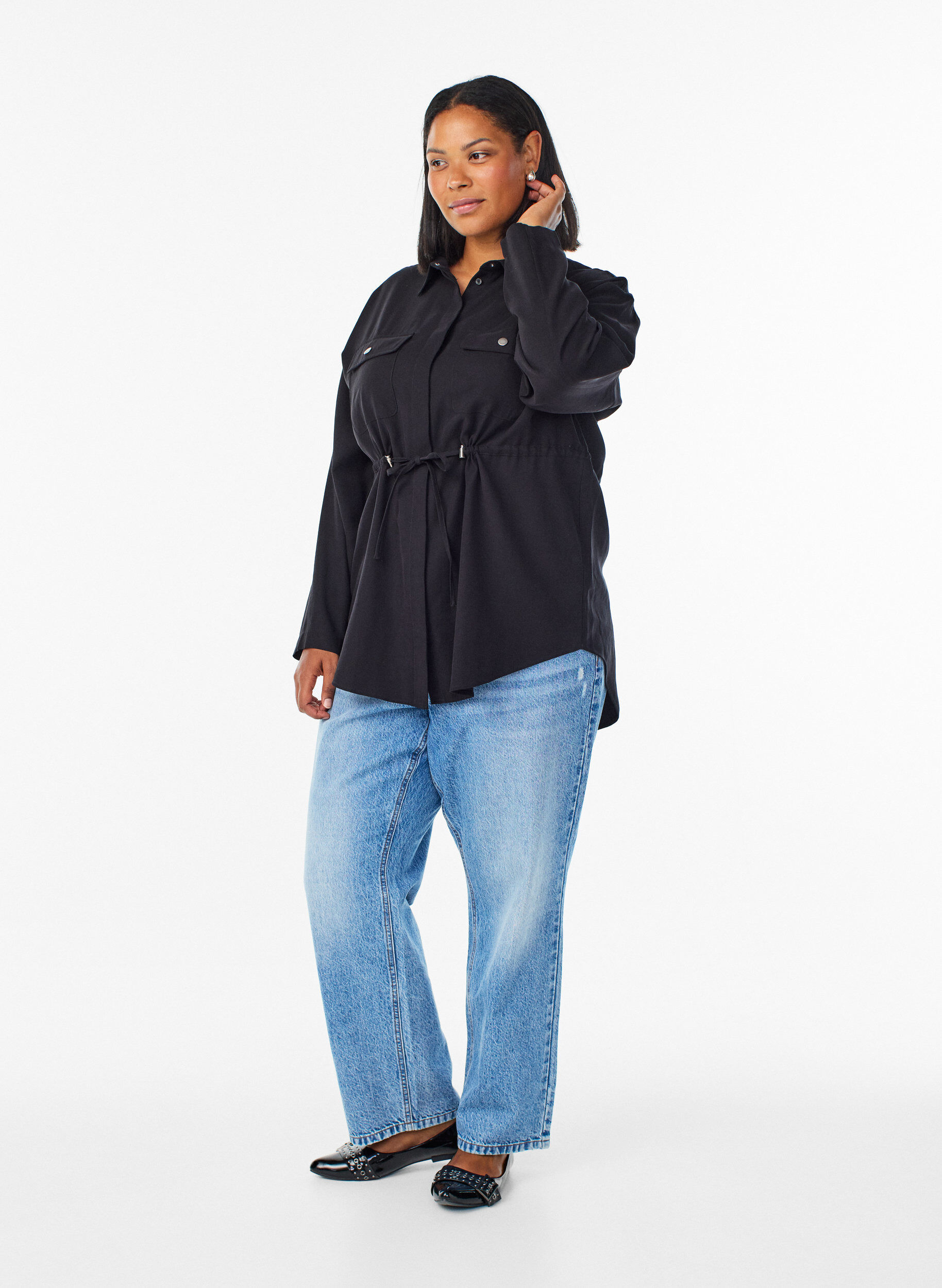 ZizziTuniek met borstzakken en verstelbare taille, Zwart, Model image number 1