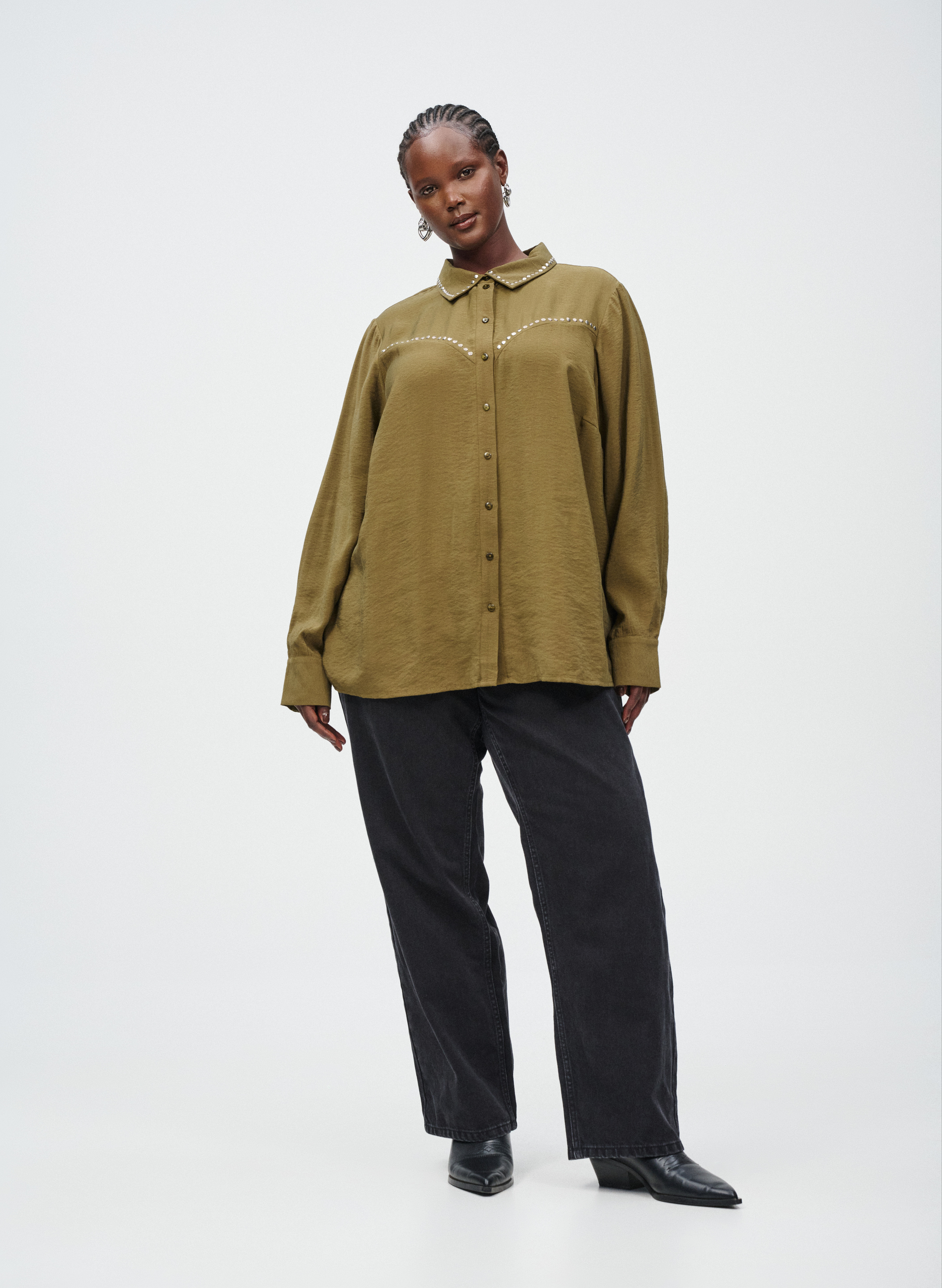 Zizzi Chemise verte &agrave; clous, , Model