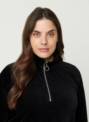 Velours blouse met hoge hals en ritssluiting, Black, Model image number 2