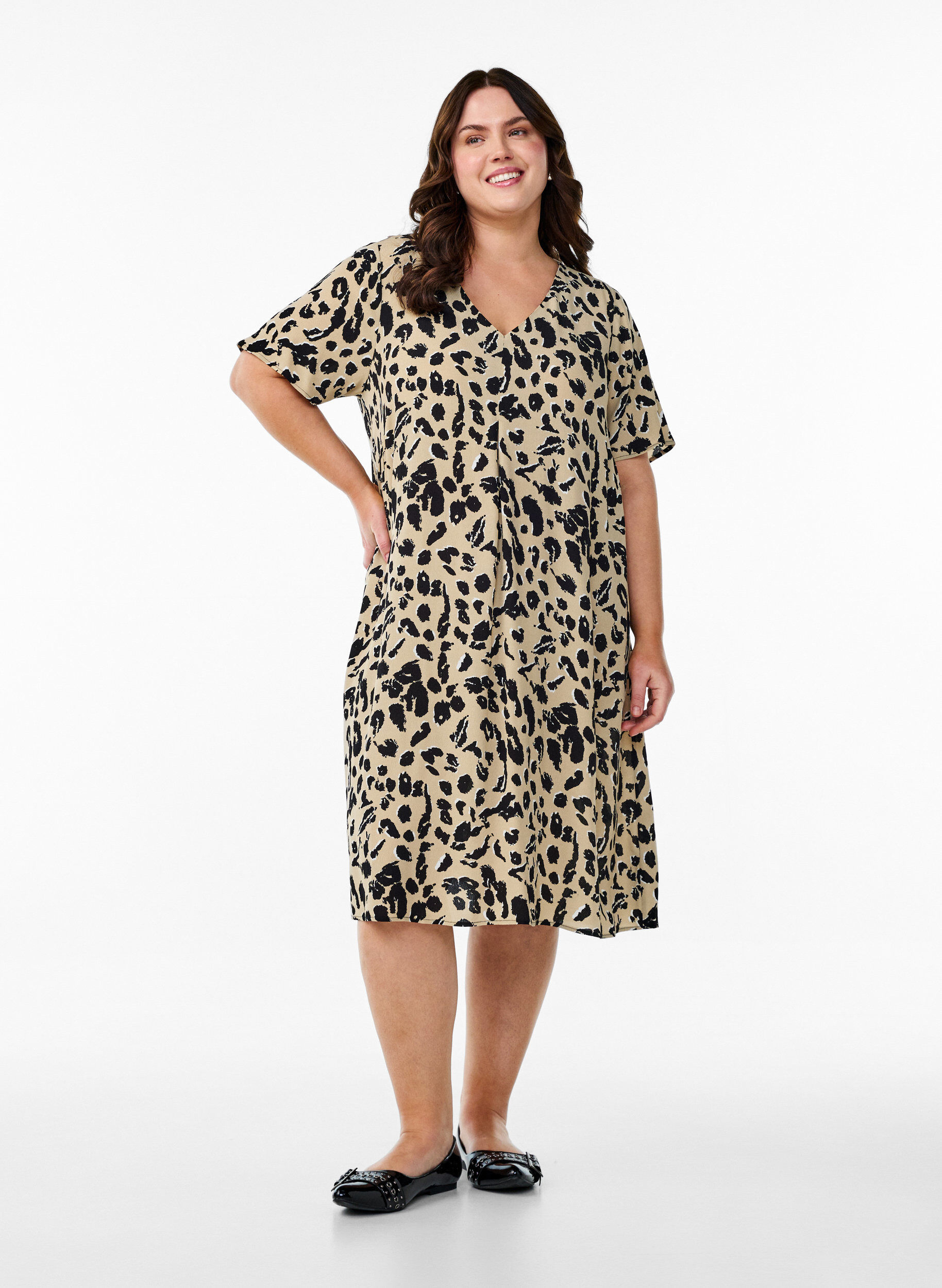 ZizziA-lijn jurk van viscose, Beige, Model image number 1