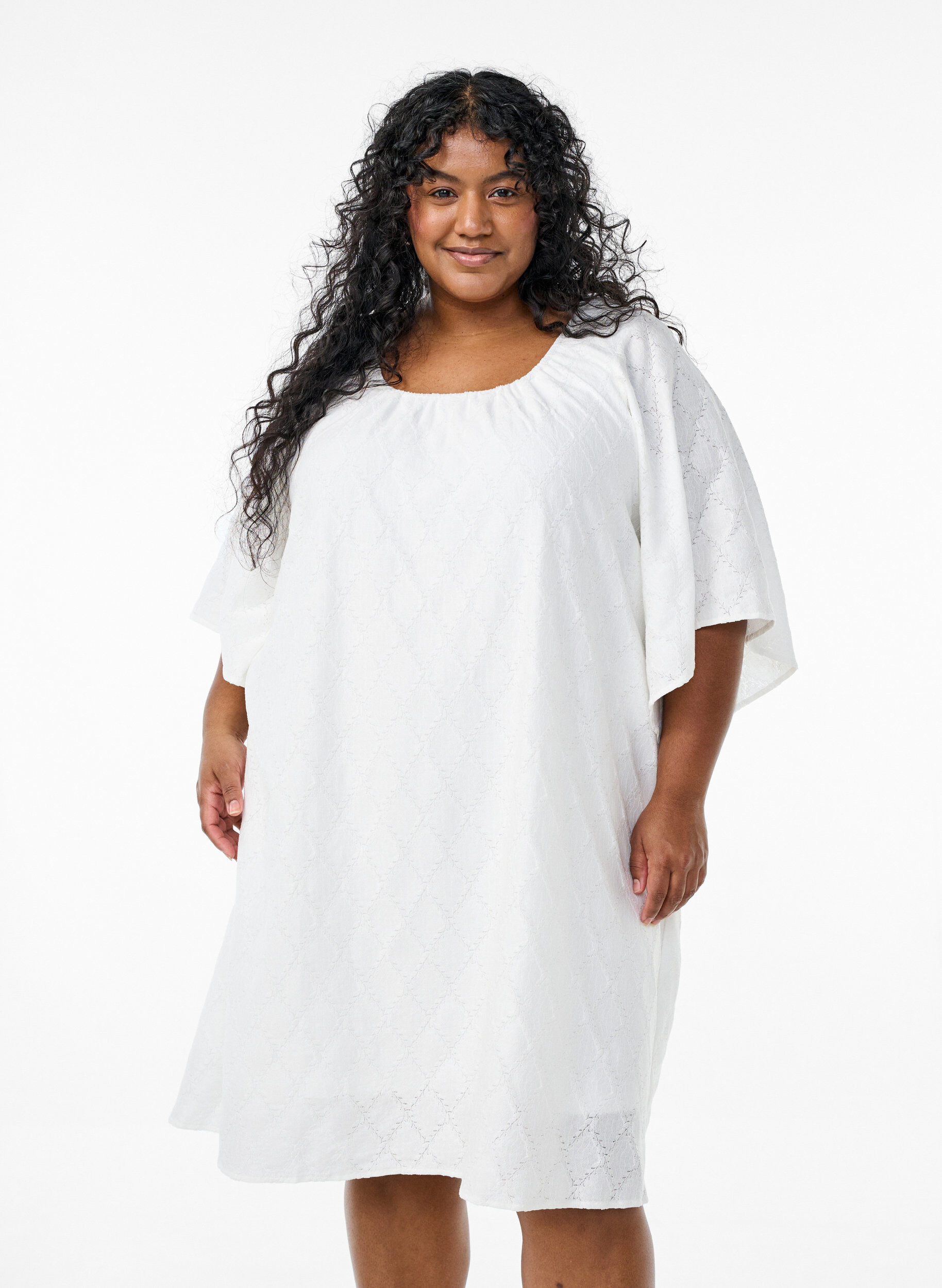 Robe de soir&eacute;e &agrave; la longueur du genou et &agrave; manches larges, Blanc, Model
