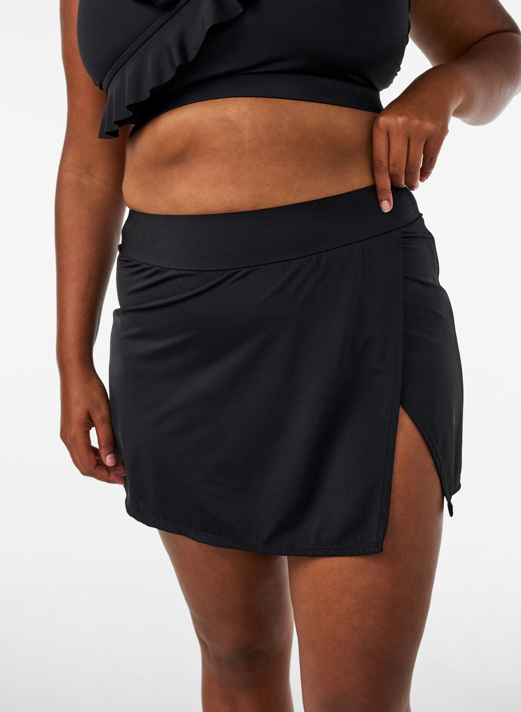 ZizziBas de bikini portefeuille &agrave; coupe brief, Noir, Model image number 2