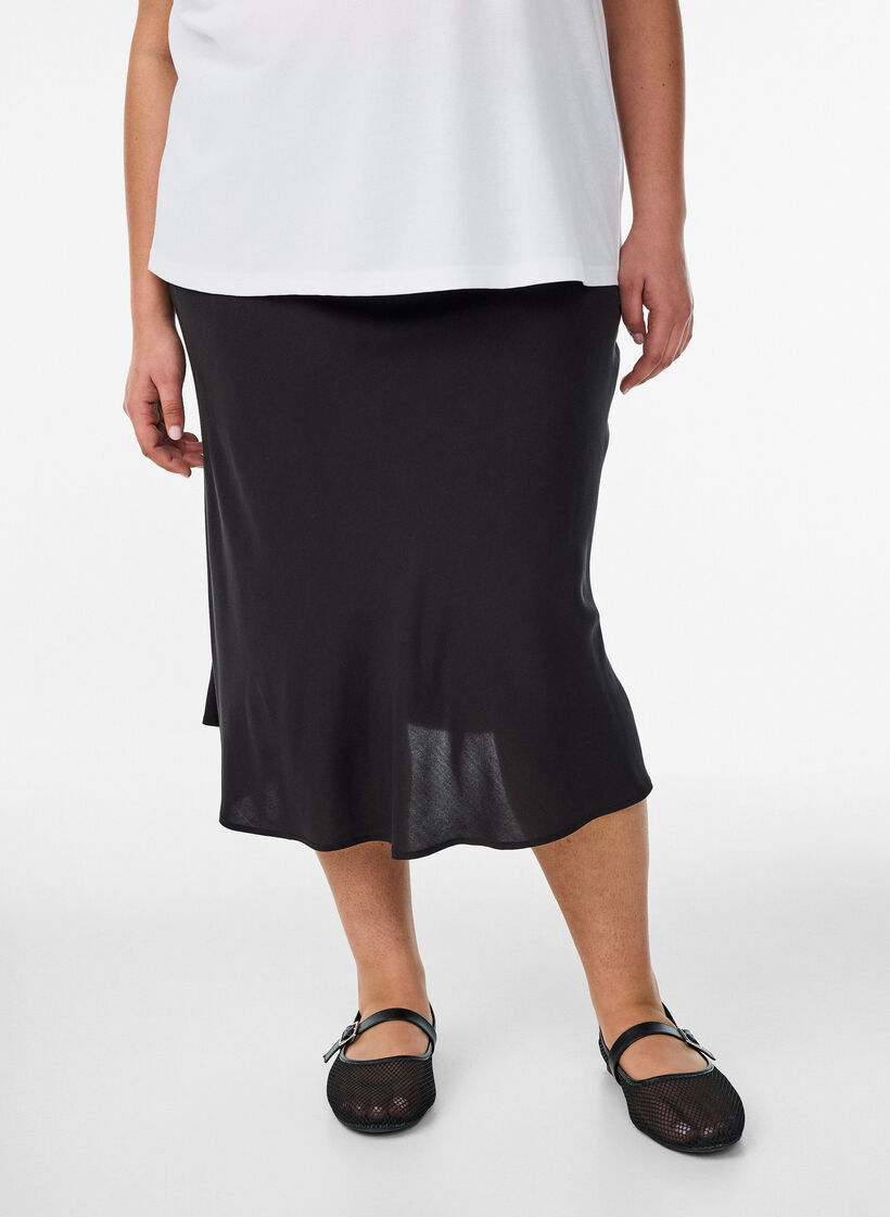 Viscose rok met een elastische taille, Zwart, Model image number 2