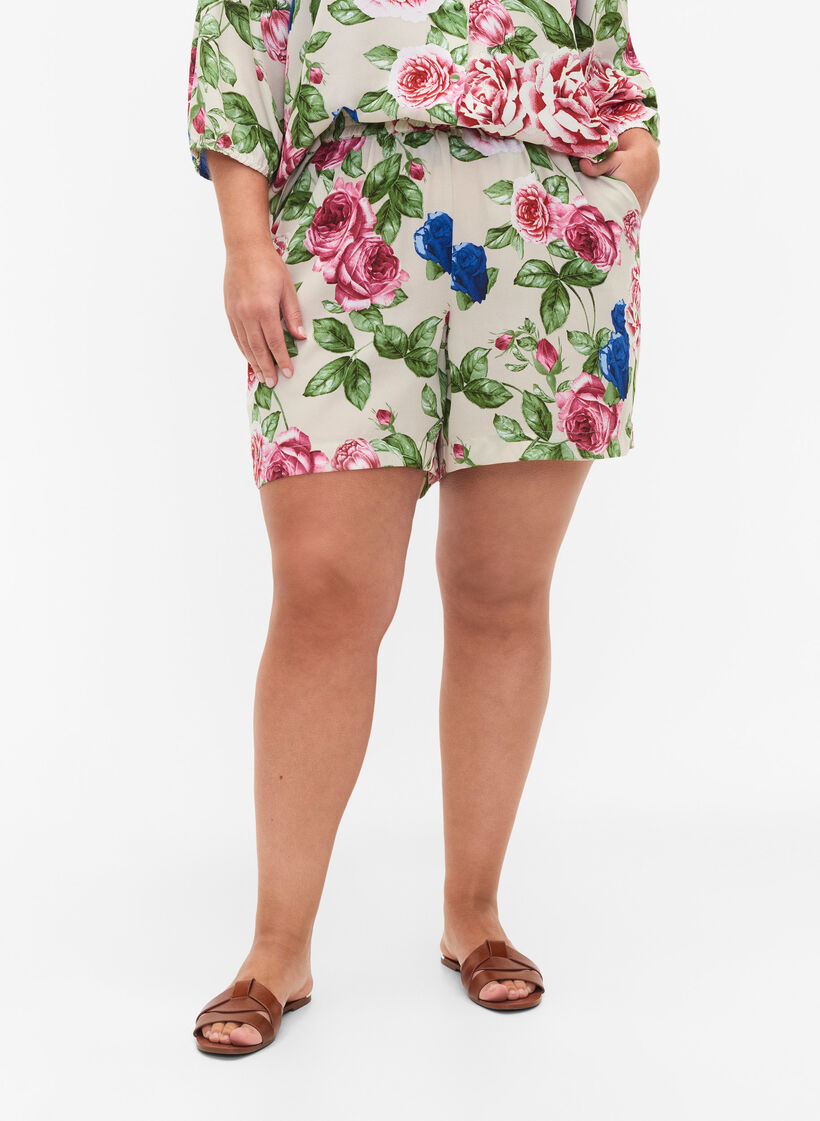 Shorts met bloemenprint, Bright Flower , Model image number 2