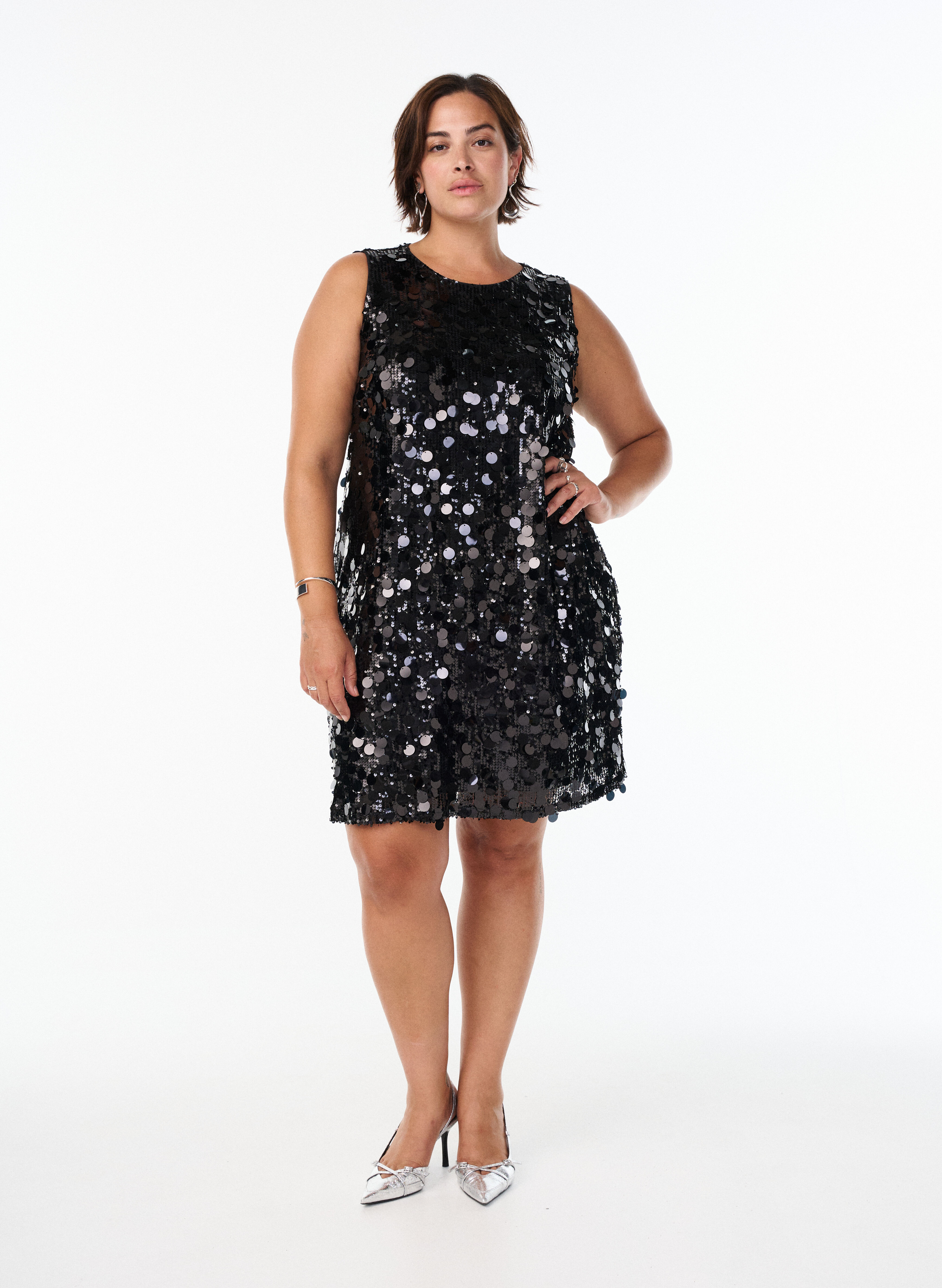 Zizzi Robe noire &agrave; paillettes, , Model
