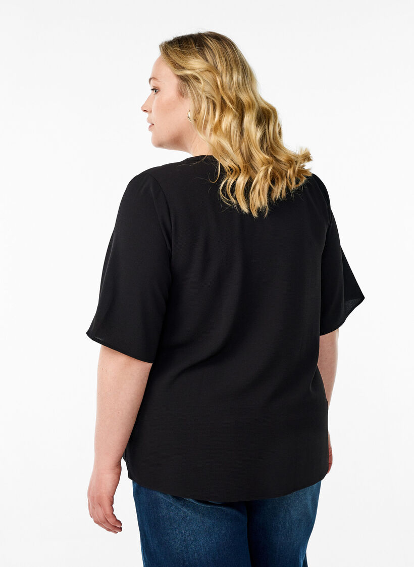 Blouse met korte mouwen en V-hals, Zwart, Model image number 2
