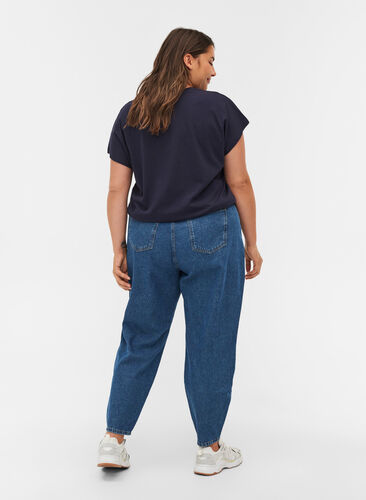 Slouchy-fit jeans van katoen, Blue denim, Model image number 1