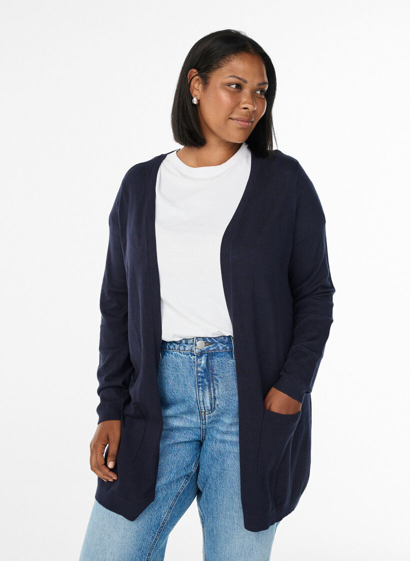 Lang gebreid vest in viscosemix, Blauw, Model image number 0