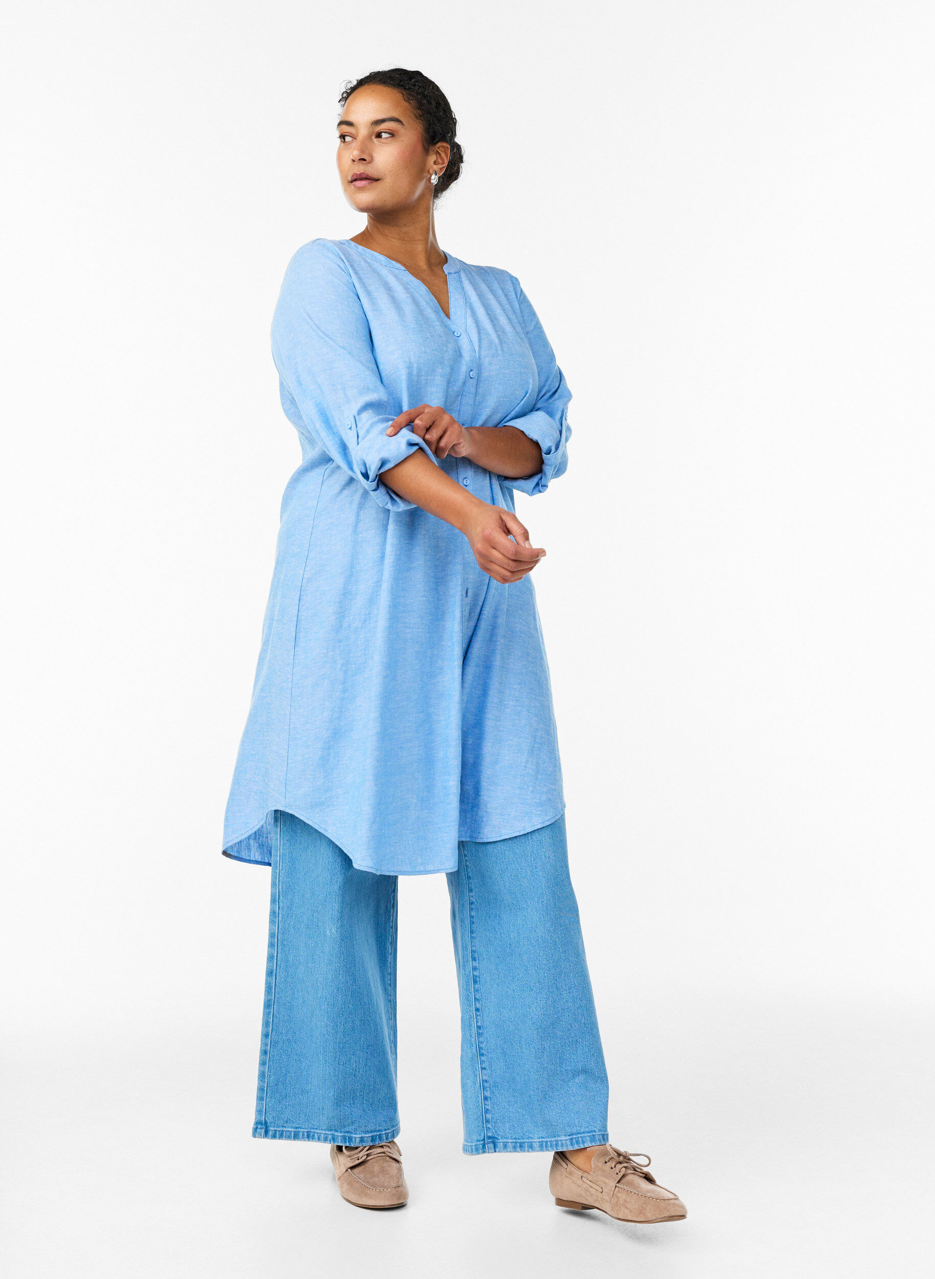 ZizziChemise longue en lin et viscose, Bleu, Model image number 1